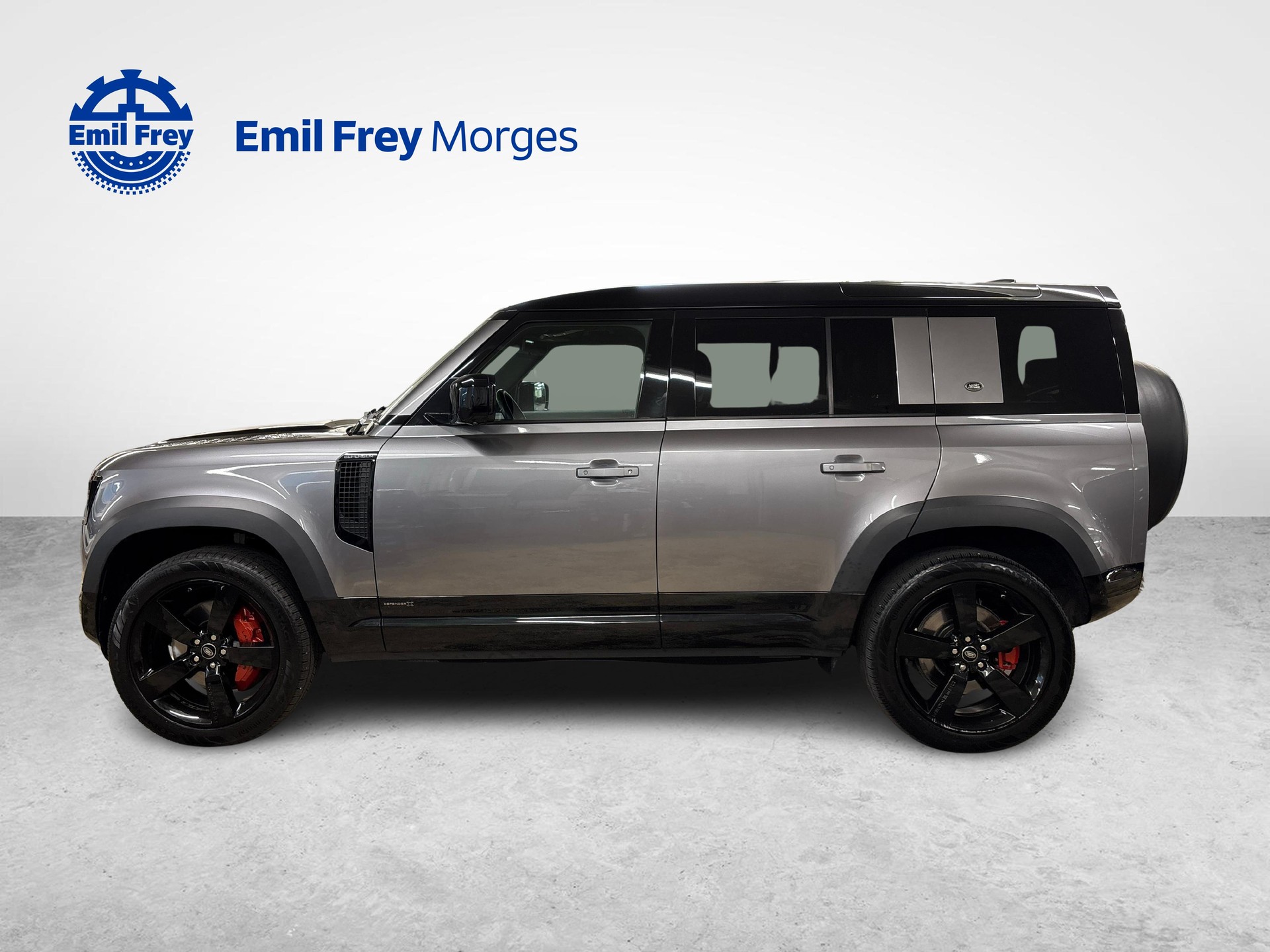 LAND ROVER Defender 110 3.0 I6 X-image-5