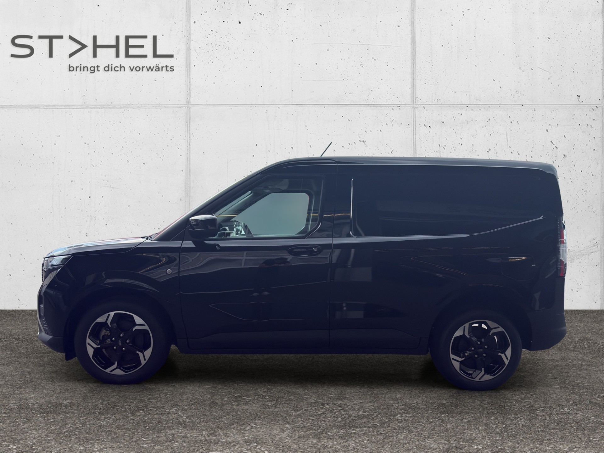 FORD E-Transit Courier Van Limited-showroom-element-3