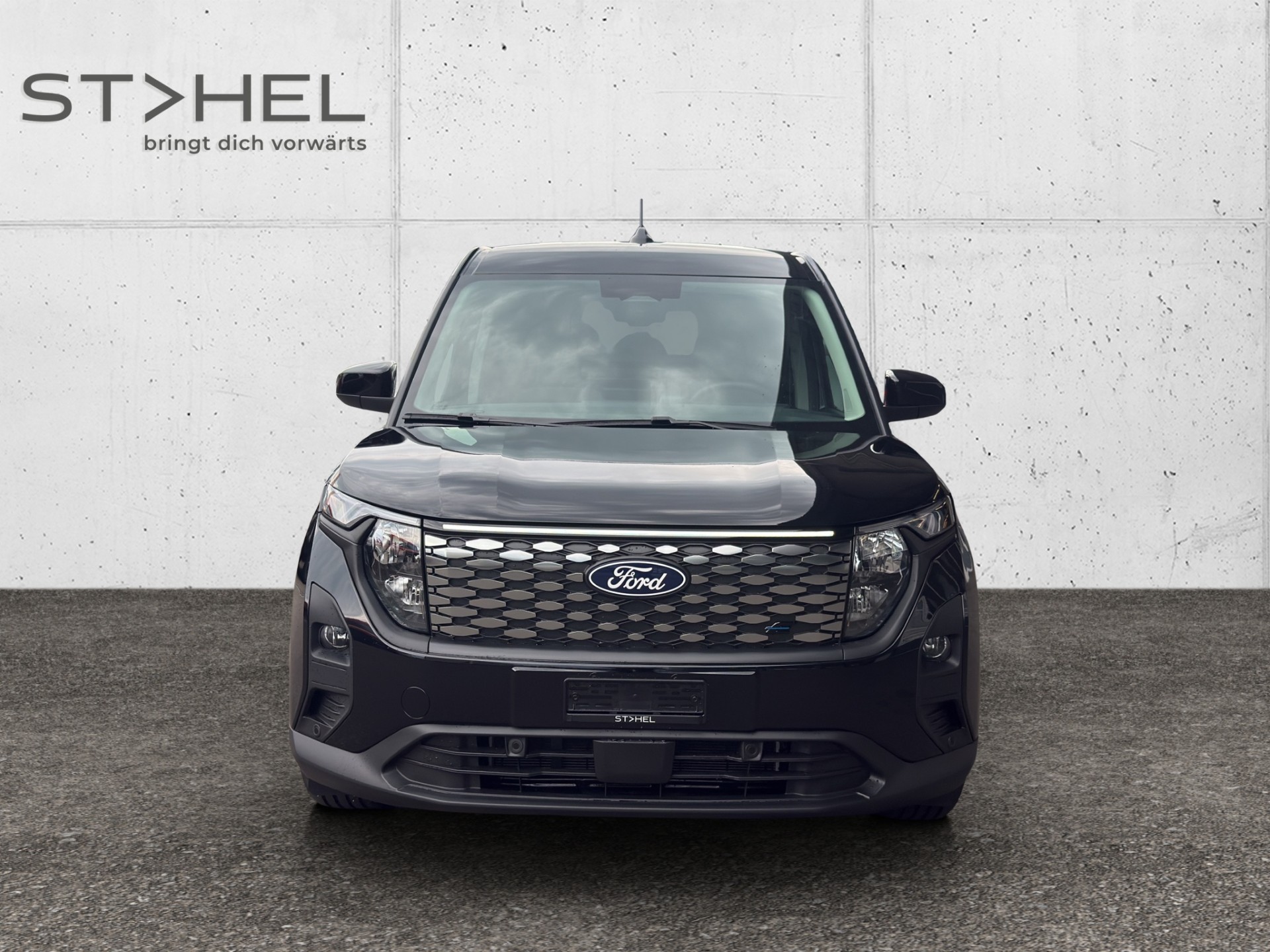 FORD E-Transit Courier Van Limited-showroom-element-1