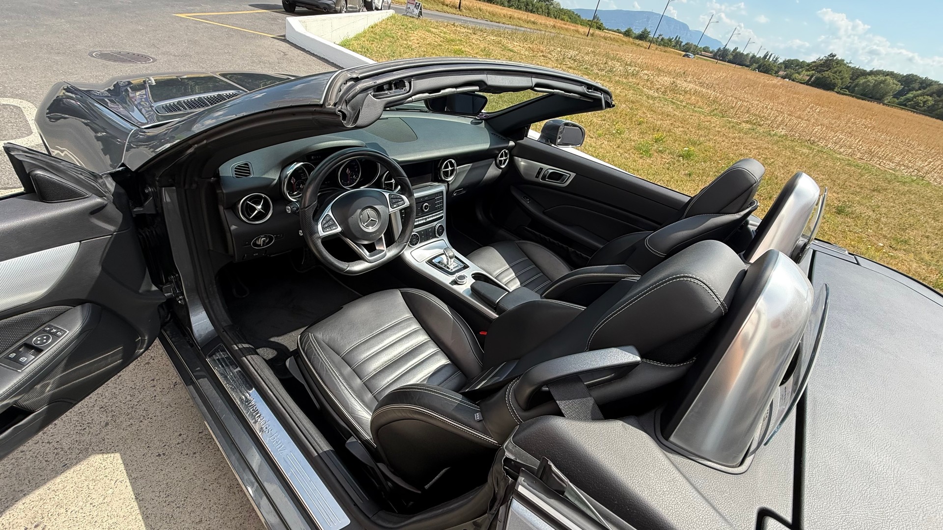 MERCEDES-BENZ SLC 200 9G-Tronic-image-7