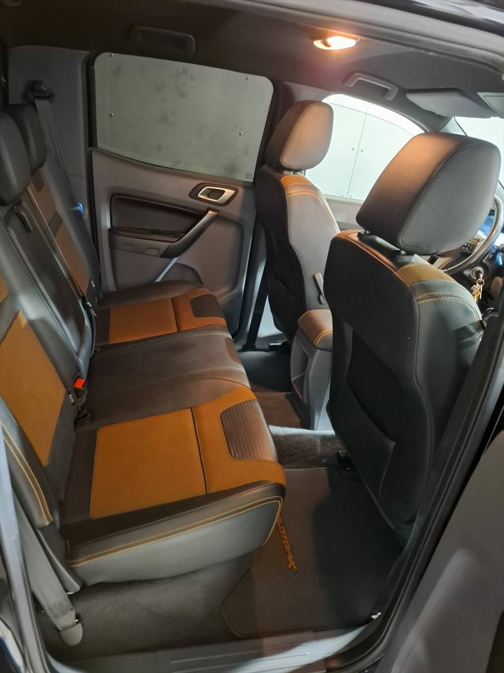 FORD Ranger Wildtrak 3.2 TDCi 4x4-image-7