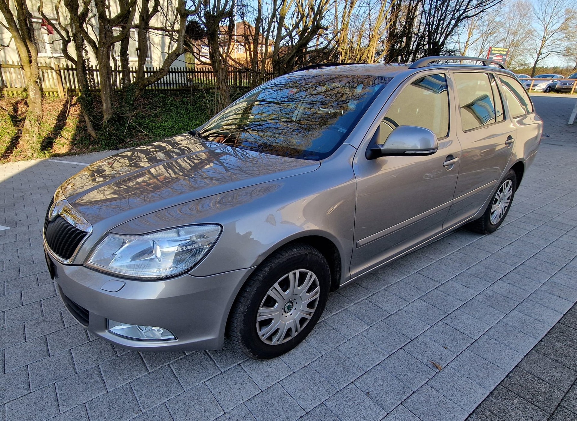 SKODA Octavia Combi 1.8 TSI Elegance DSG