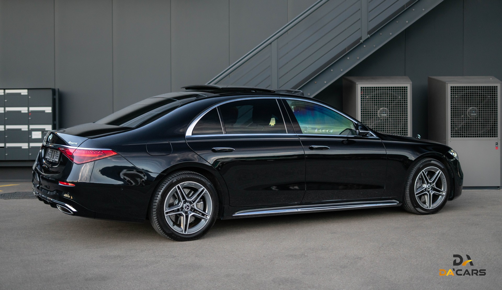 MERCEDES-BENZ S 580 e L 4Matic AMG Line 9G-Tronic-showroom-element-3