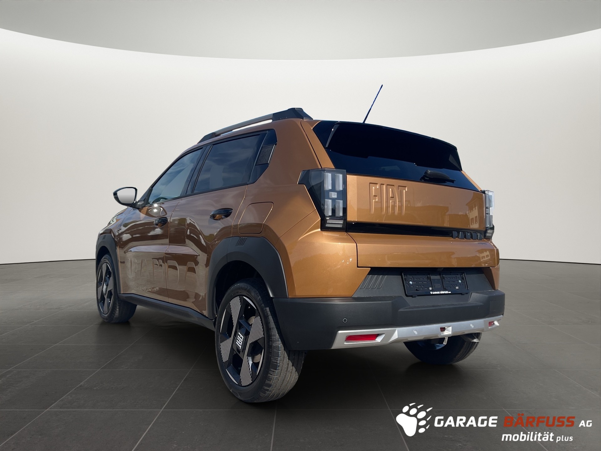 FIAT Grande Panda 1.2 Hybrid La Prima-showroom-element-2