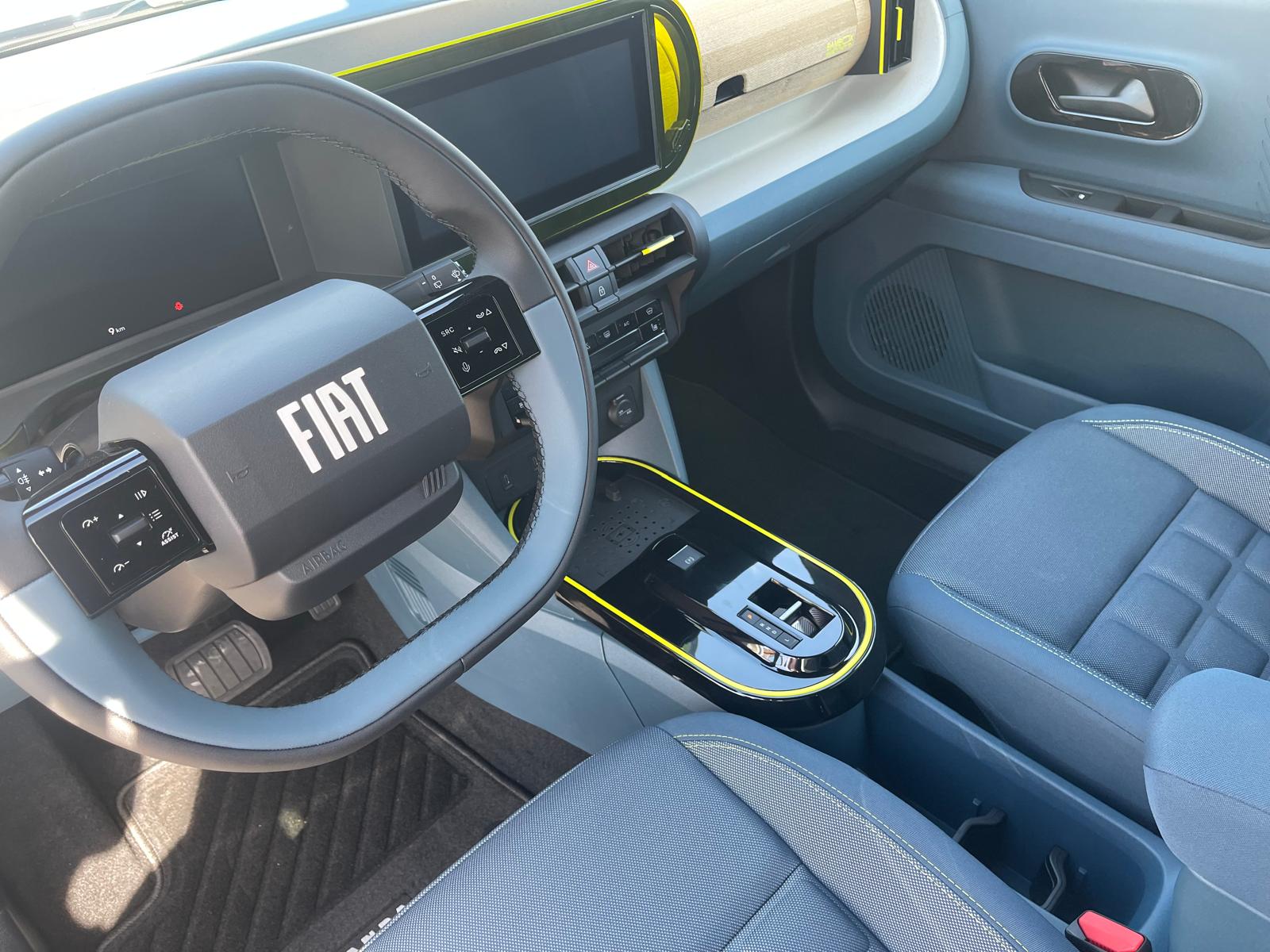 FIAT Grande Panda 1.2 Hybrid La Prima-image-9