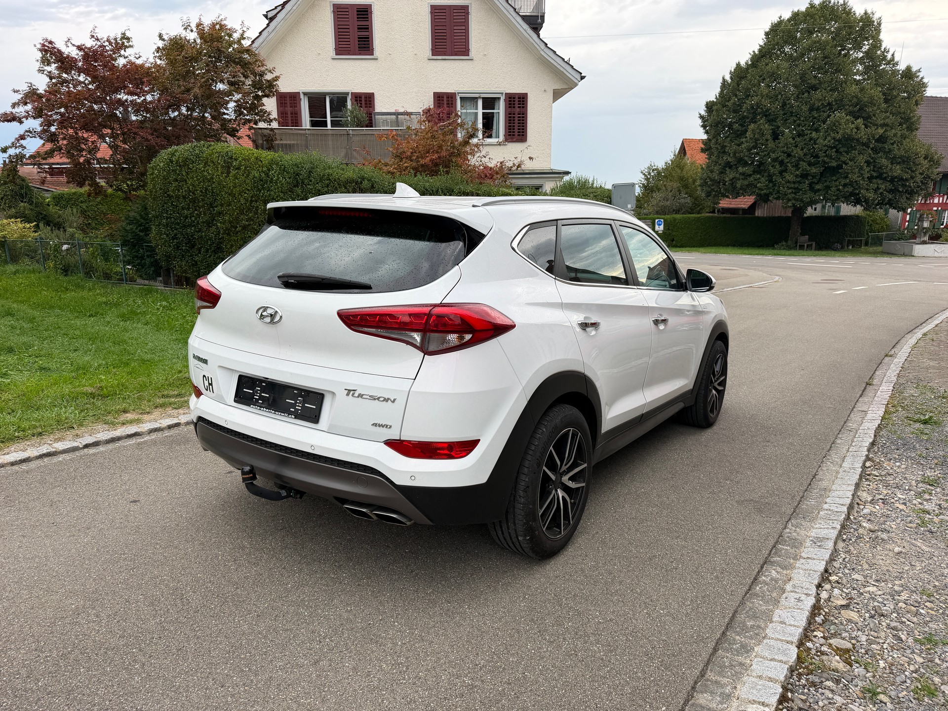 HYUNDAI Tucson 2.0 CRDI Plena 4WD Automatic-image-6