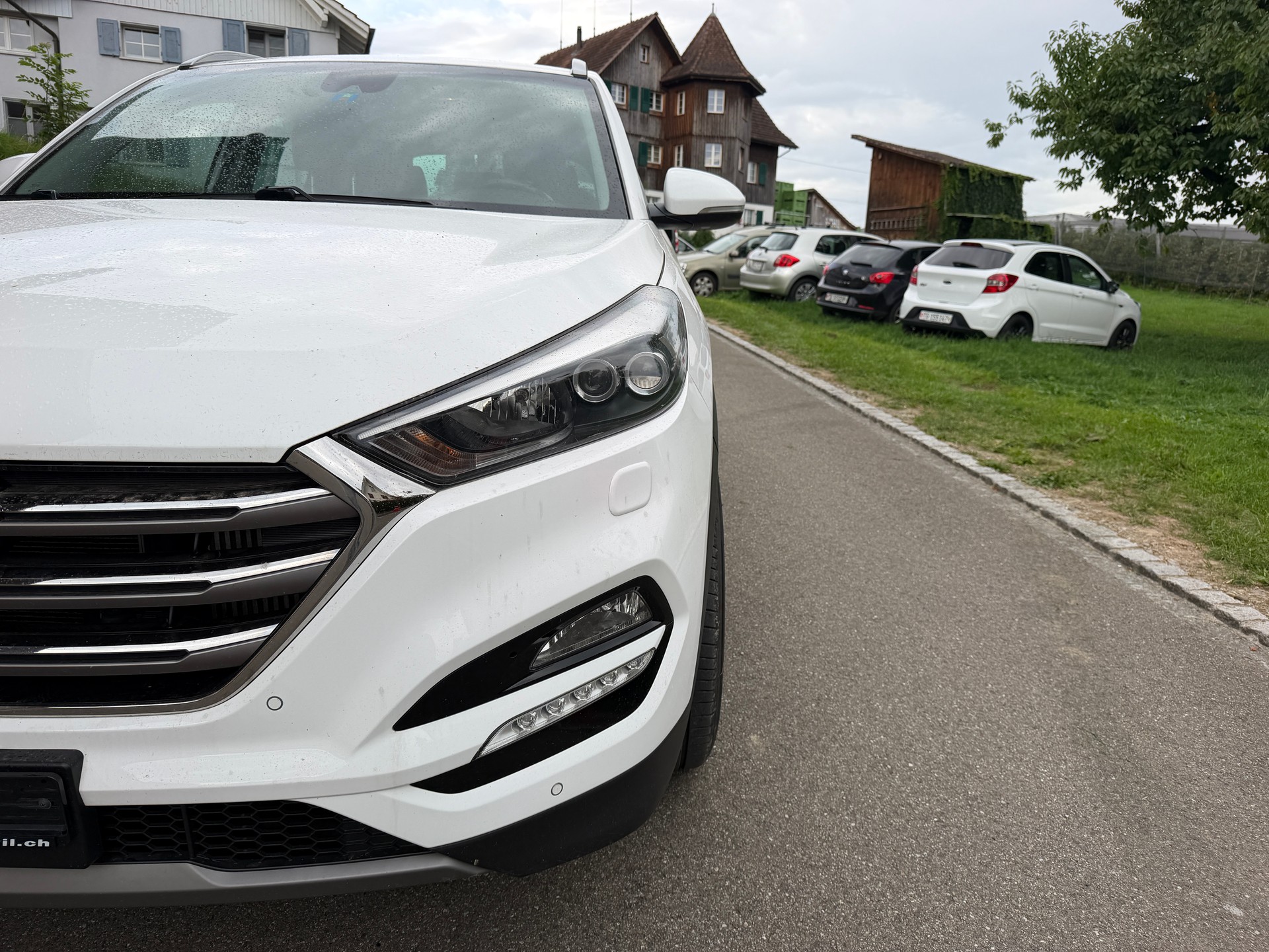 HYUNDAI Tucson 2.0 CRDI Plena 4WD Automatic-image-1