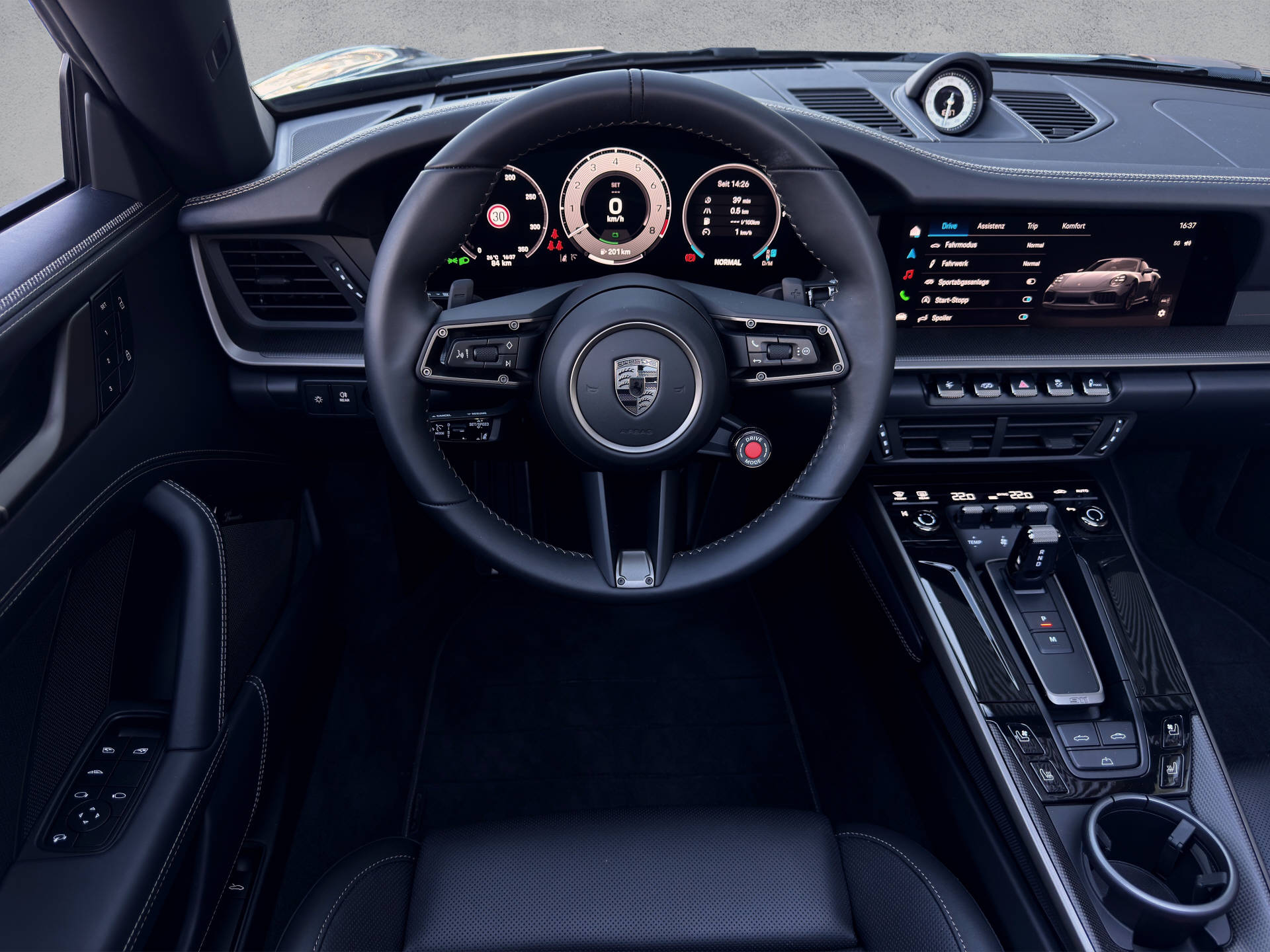 PORSCHE 911 Turbo S Cabriolet-image-5