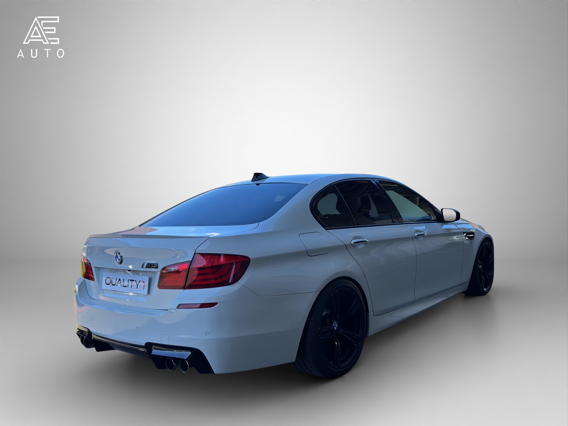 BMW M5 Drivelogic-image-6