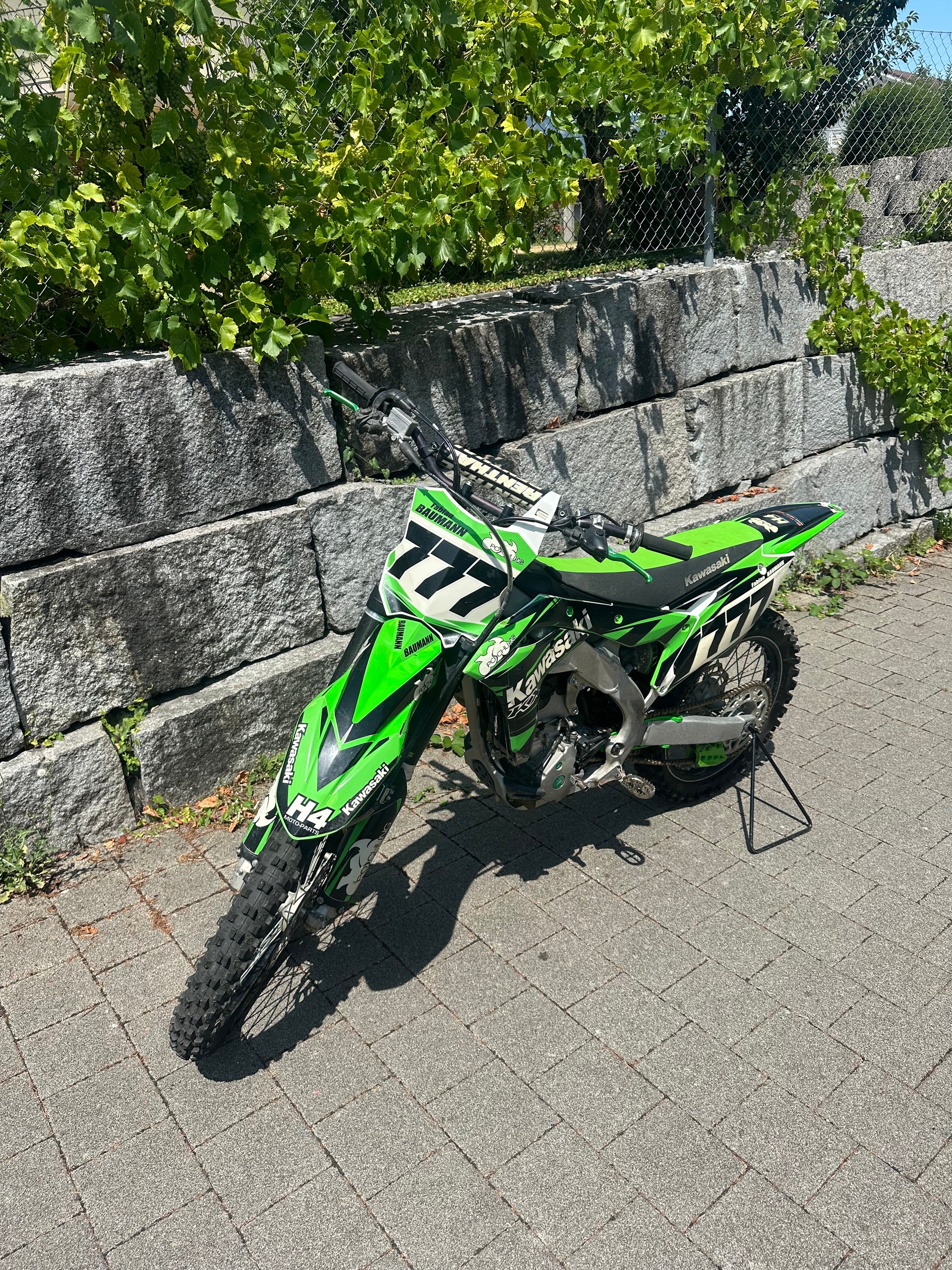 KAWASAKI 250-image-0