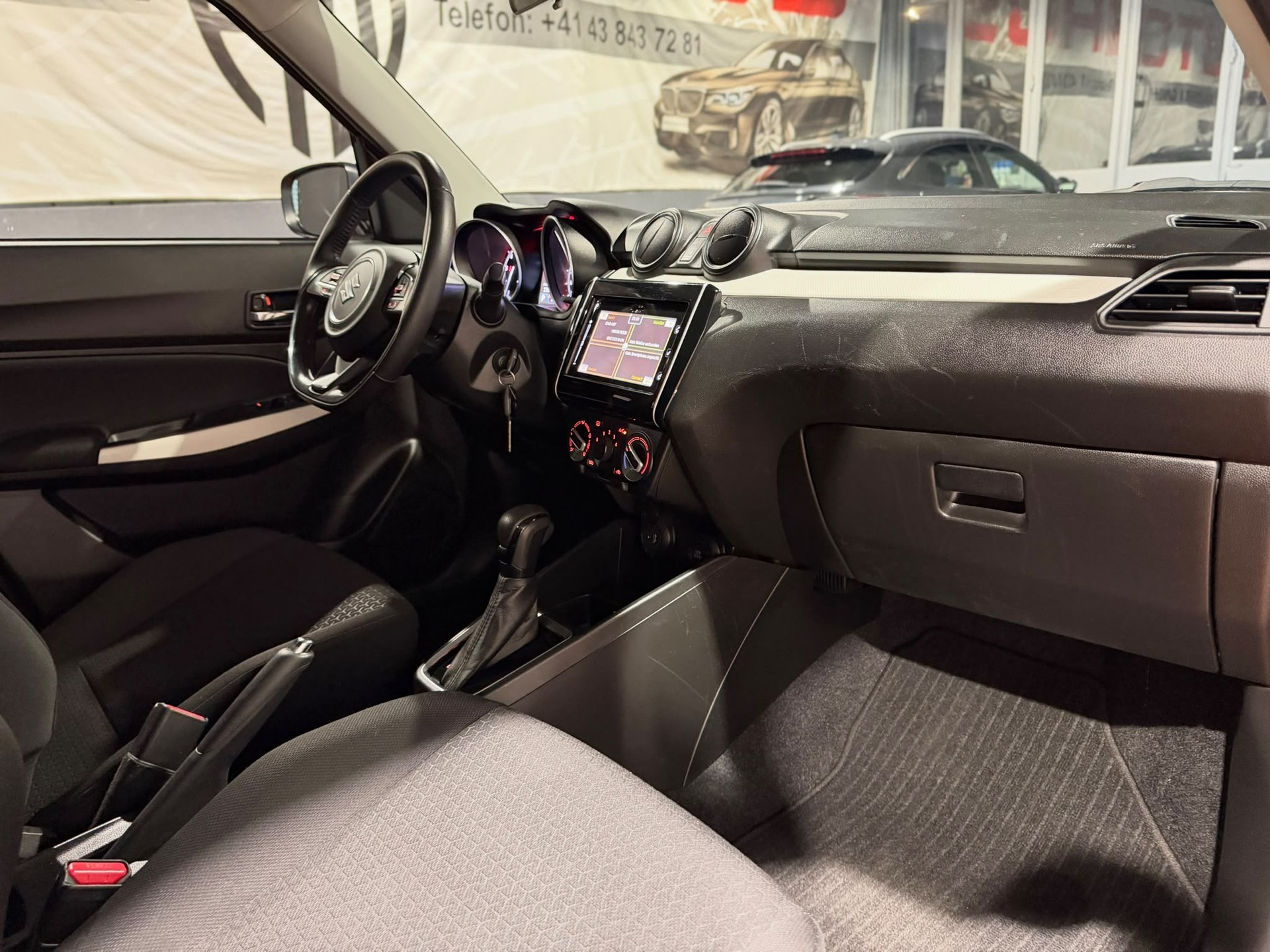 SUZUKI Swift 1.2 Compact Top Hybrid CVT-image-12