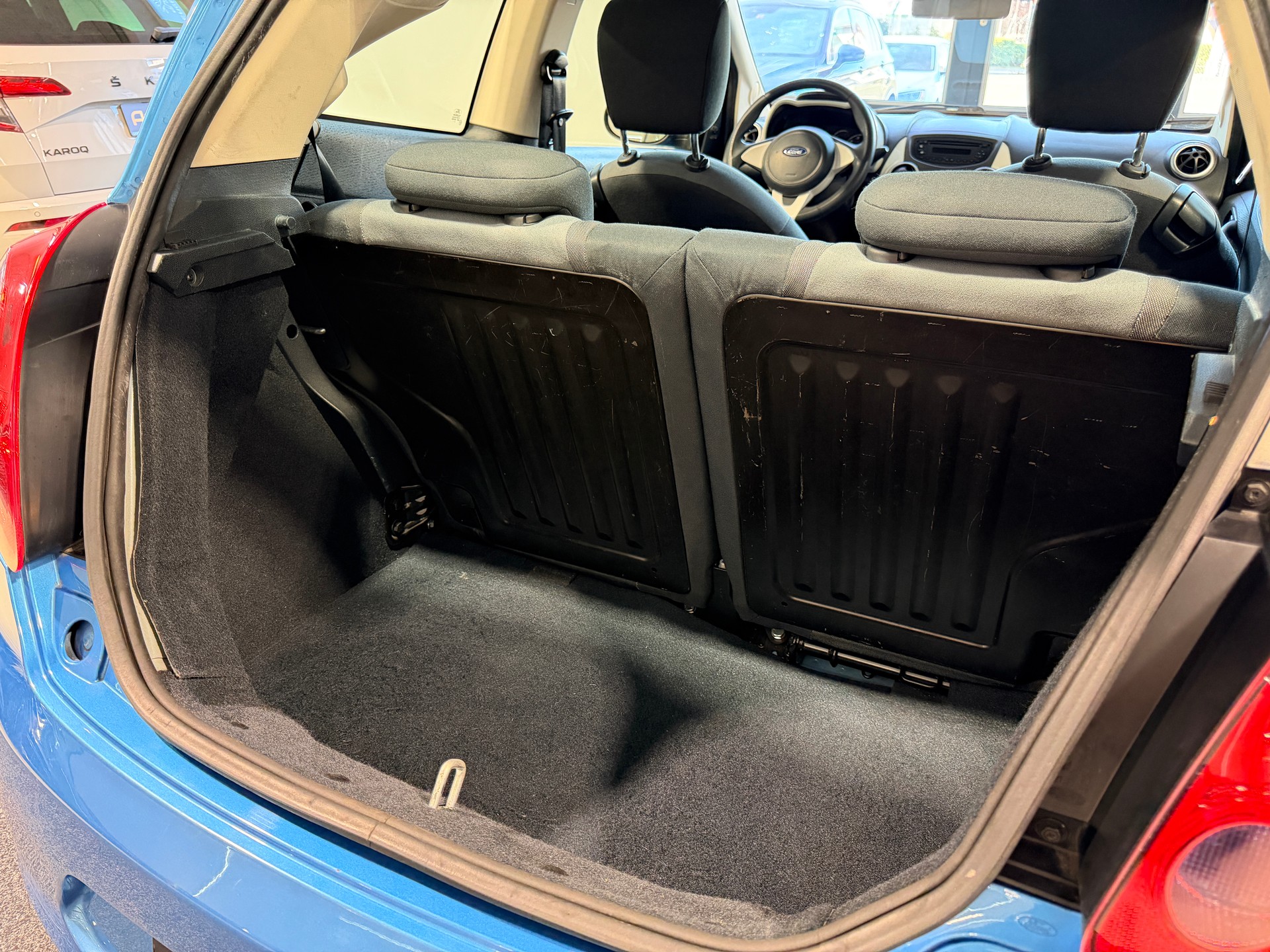 FORD KA 1.25 Titanium-image-8
