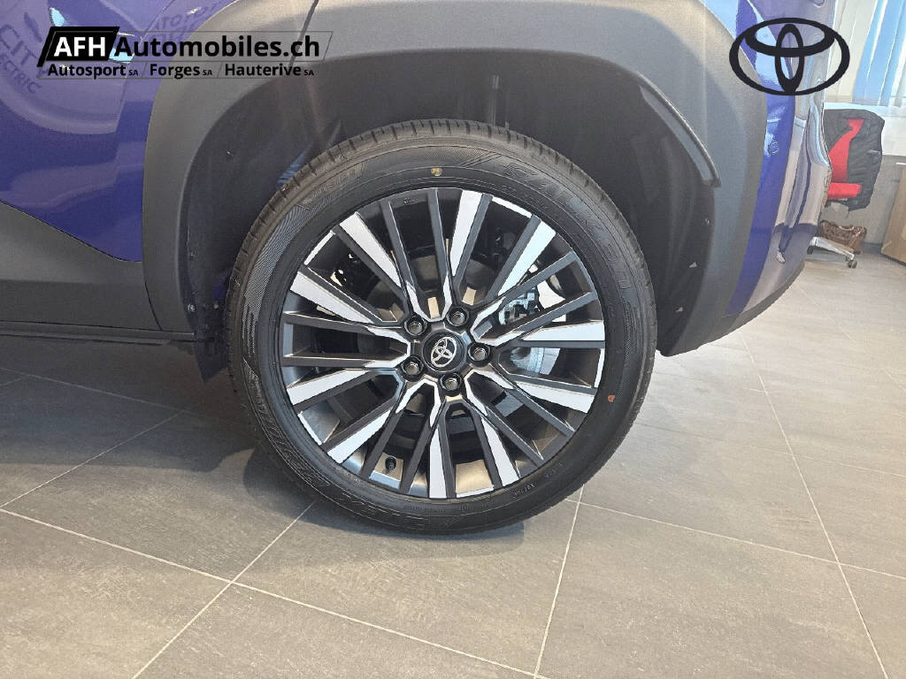 TOYOTA Yaris Cross 1.5 VVT-i HSD Premium AWD-i-image-8