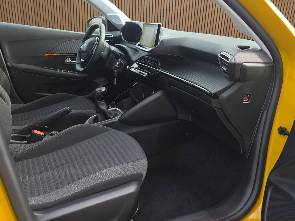 PEUGEOT 208 1.2 PureTech Active Pack-image-13