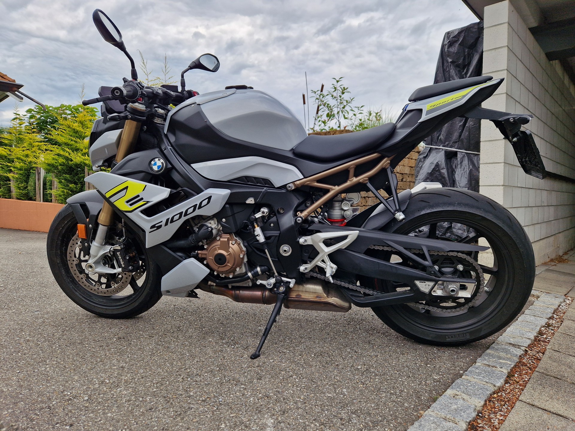 BMW S 1000 R-image-1