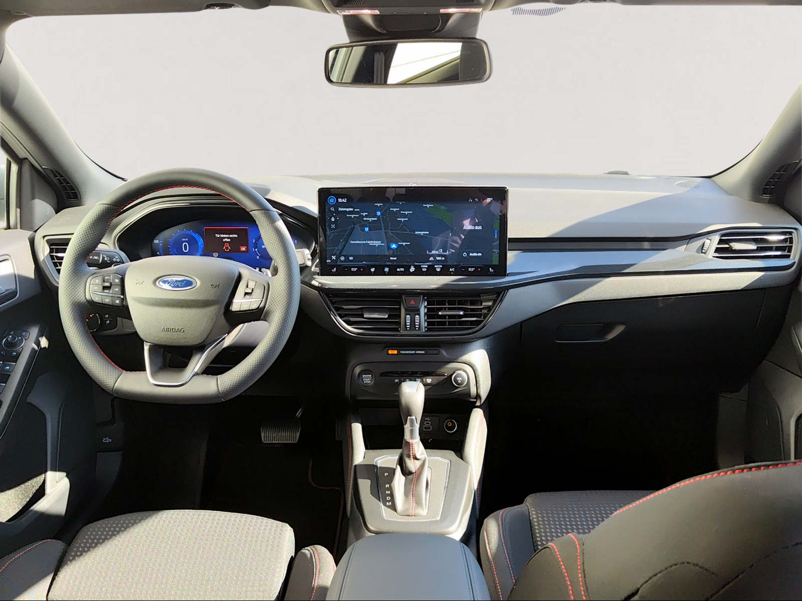 FORD Focus 1.0 MHEV ST-Line X Automat-image-4