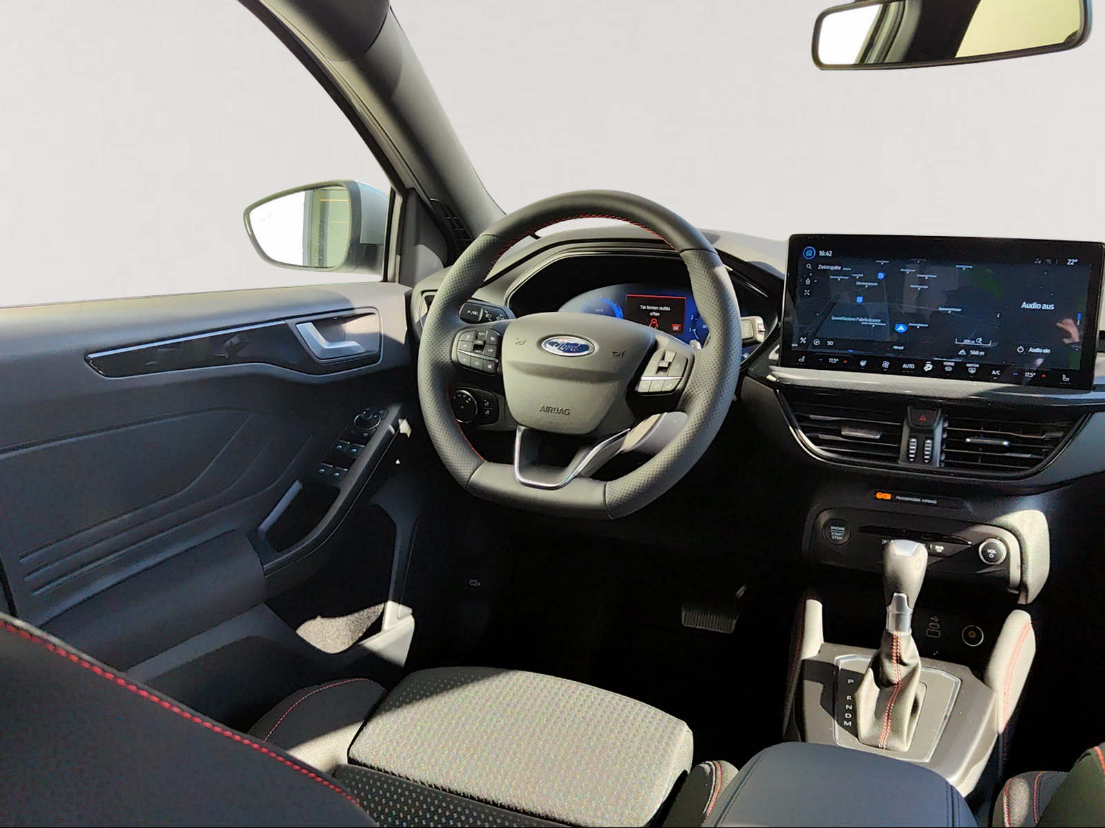 FORD Focus 1.0 MHEV ST-Line X Automat-image-5