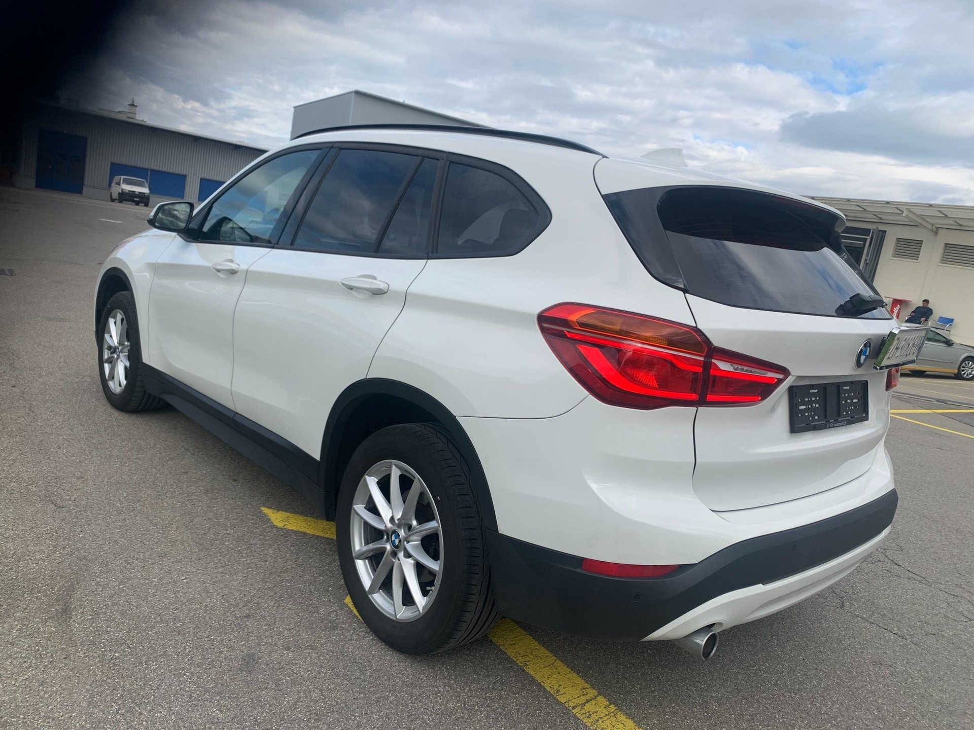 BMW X1 xDrive 18d Sport Line Steptronic-image-10