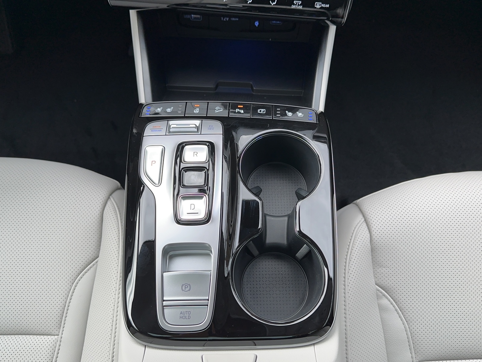 HYUNDAI Tucson 1.6 T-GDi PHEV Vertex 4WD-image-9