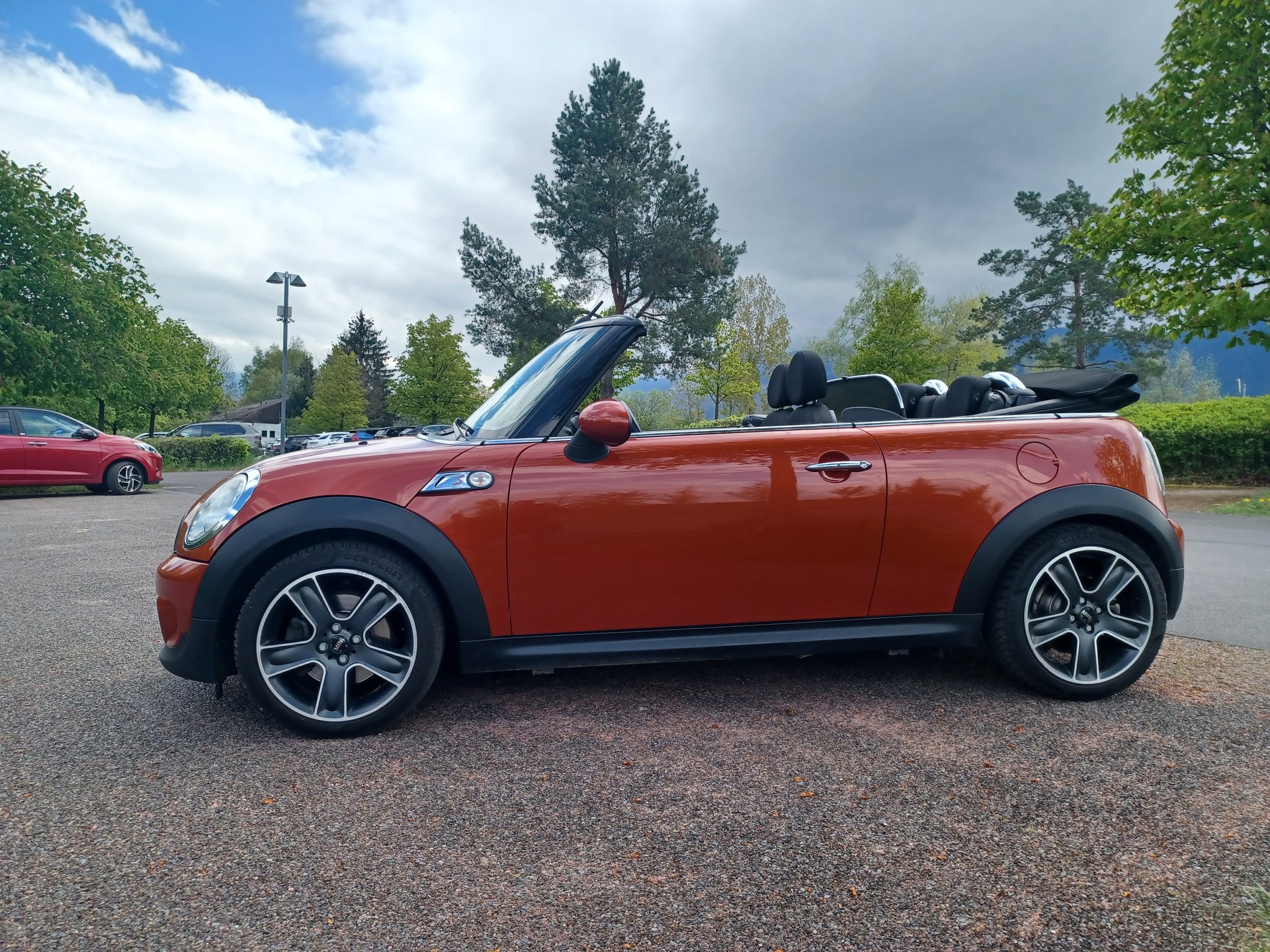 MINI Cooper S Cabriolet-image-5