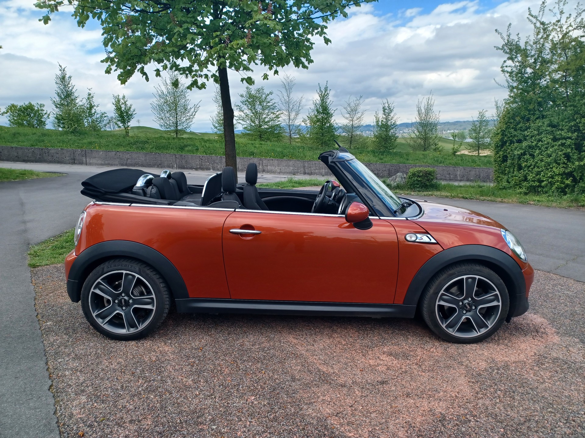 MINI Cooper S Cabriolet-image-6