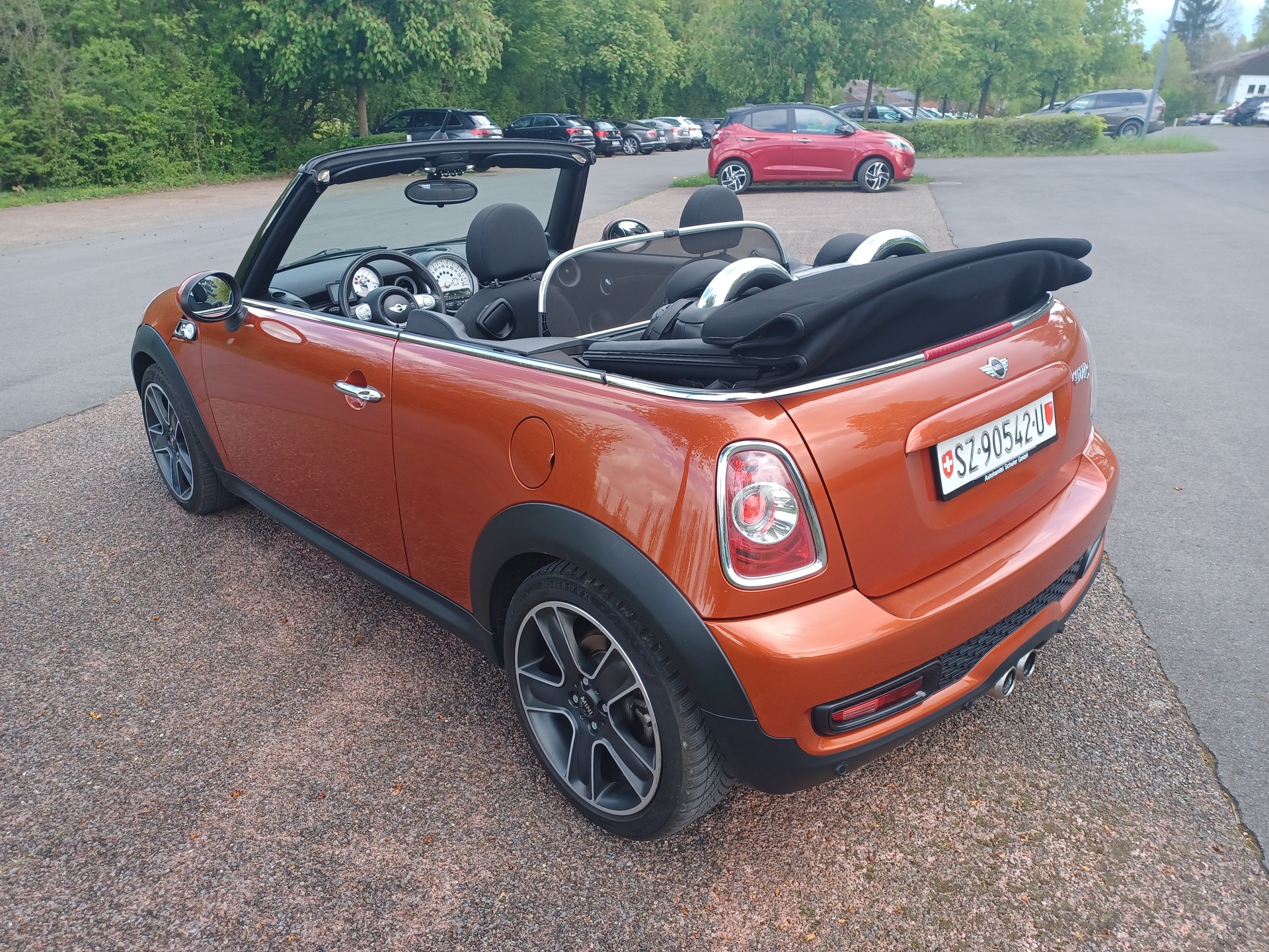 MINI Cooper S Cabriolet-image-8