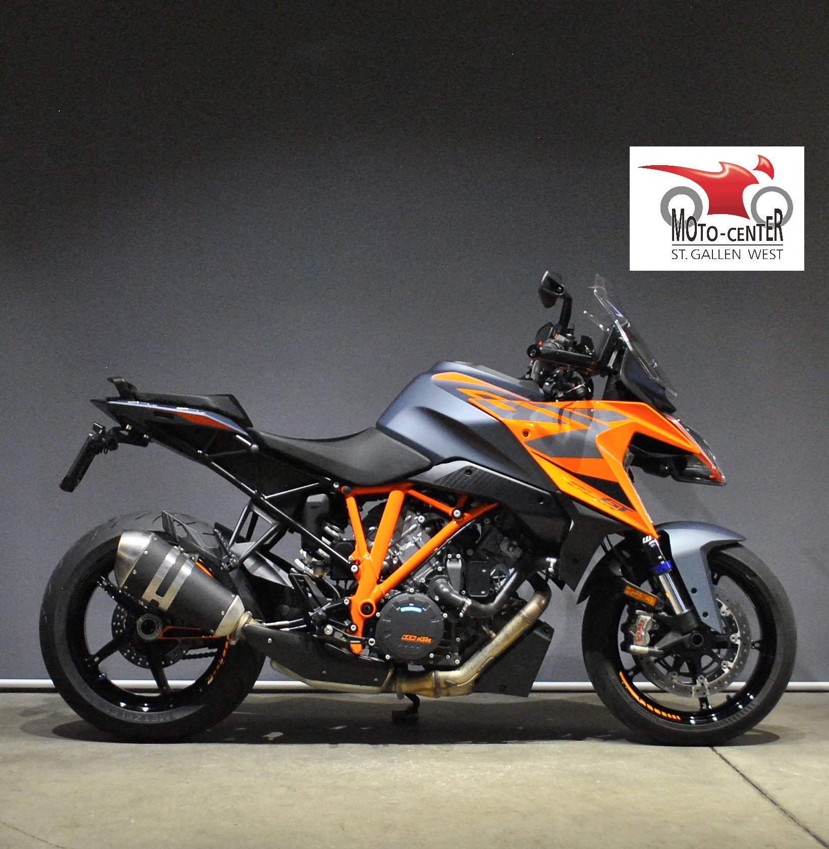 KTM 1290 Super Duke GT-image-1