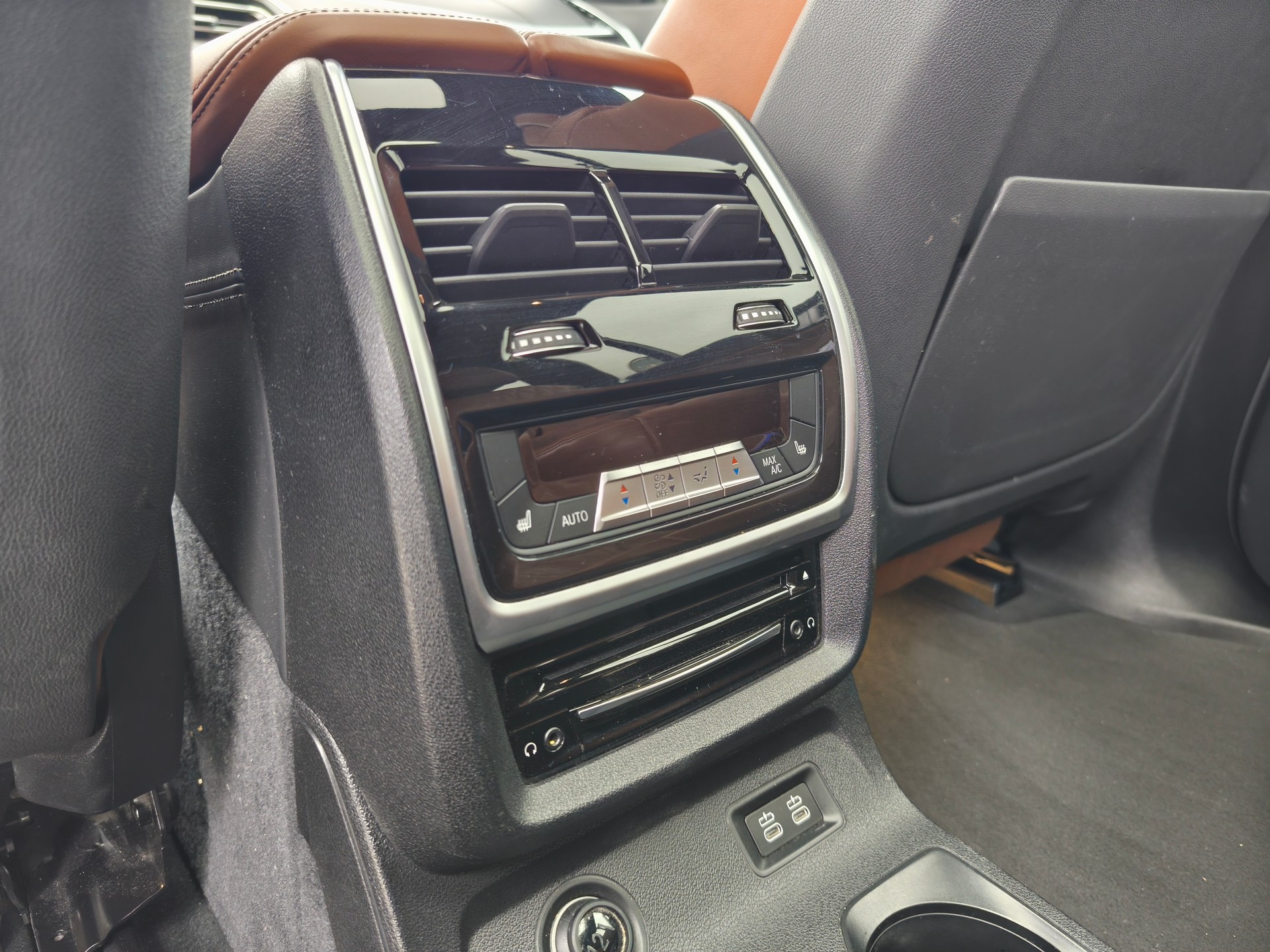 BMW X7 xDrive M50d Steptronic-image-14
