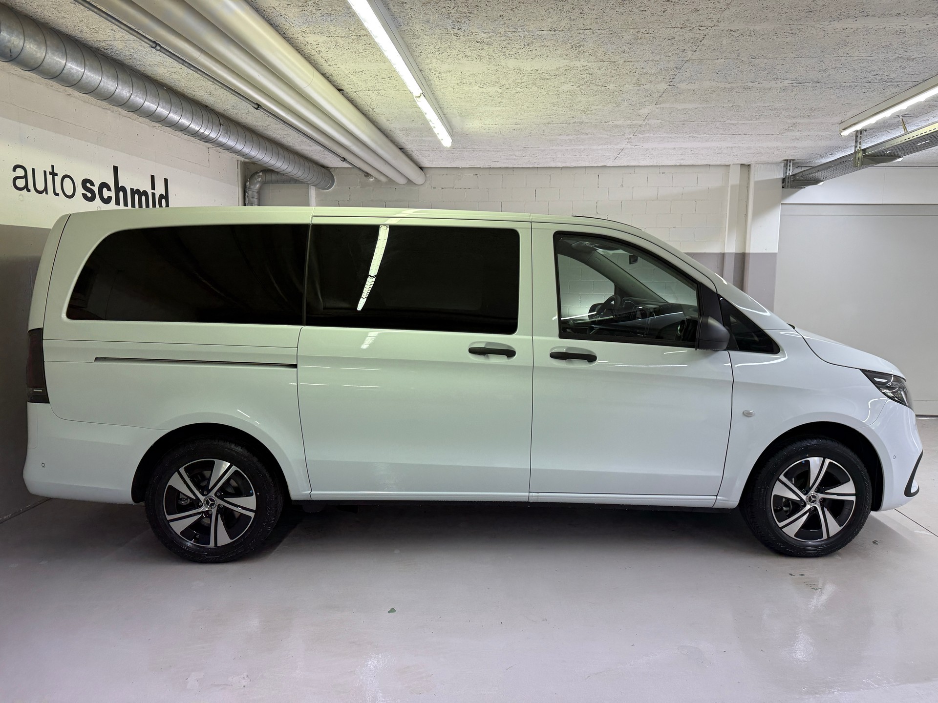 MERCEDES-BENZ Vito 116 CDI 4MATIC Tourer SELECT Family 3200mm L-showroom-element-2