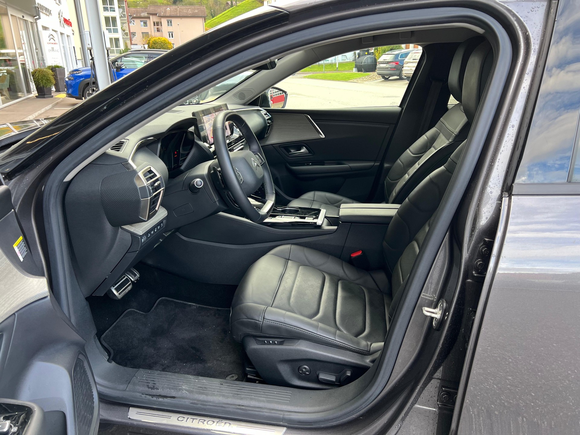 CITROEN C5 X 1.6 Plug-in Hybrid Shine Pack-image-10