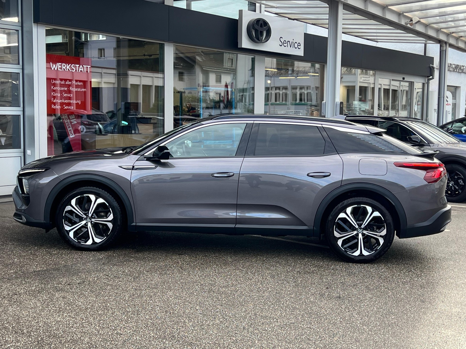 CITROEN C5 X 1.6 Plug-in Hybrid Shine Pack-showroom-element-3