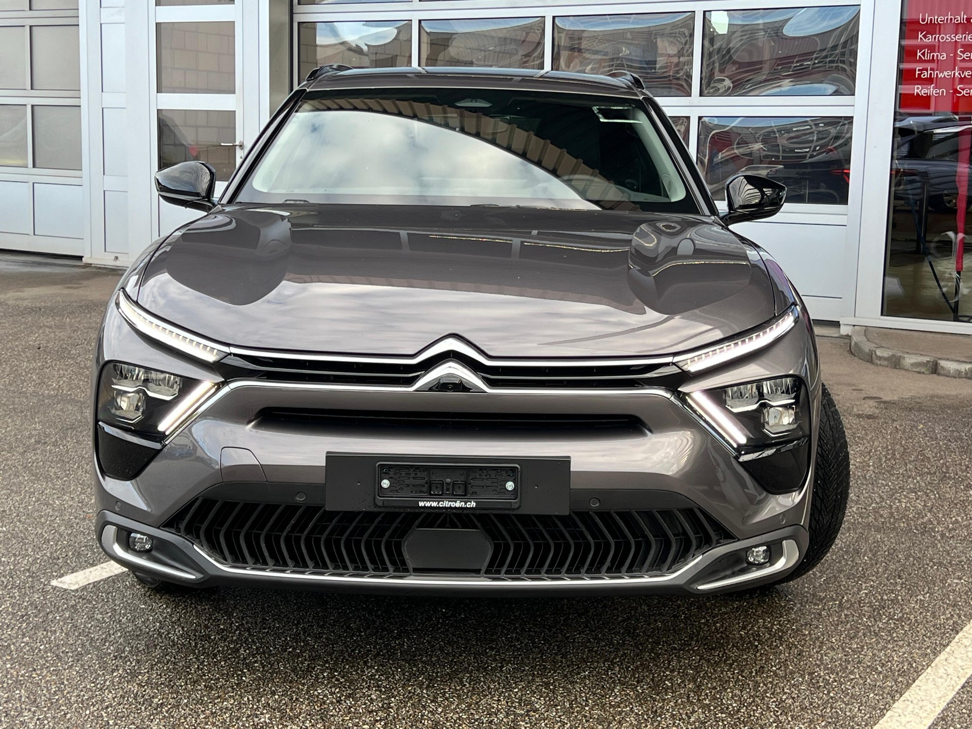 CITROEN C5 X 1.6 Plug-in Hybrid Shine Pack-showroom-element-1