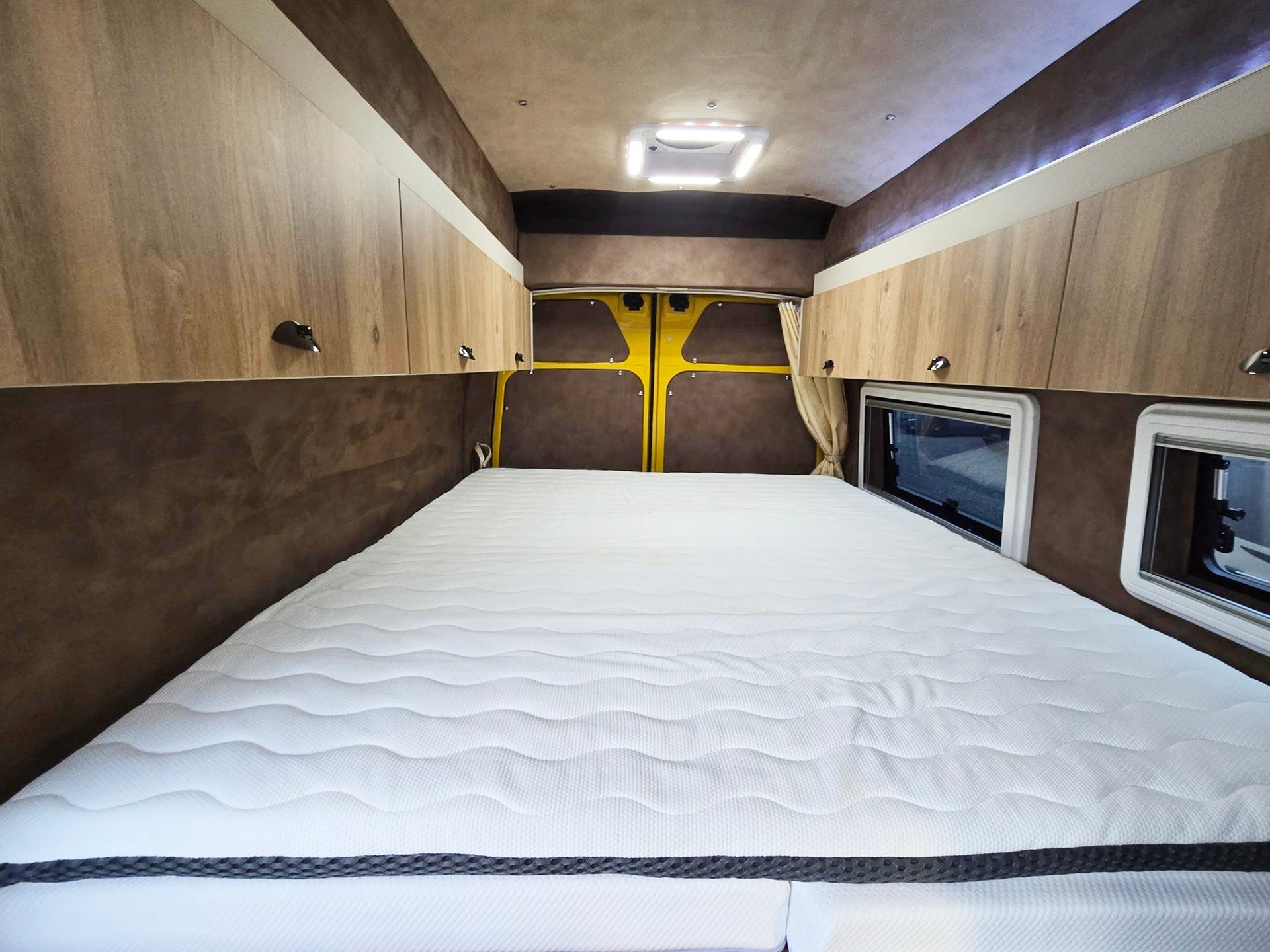 RENAULT MASTER CAMPER ADVENTURE EDITION L3 2,3 DIESEL T35 DCI 130 HOCHDACH H3-image-4