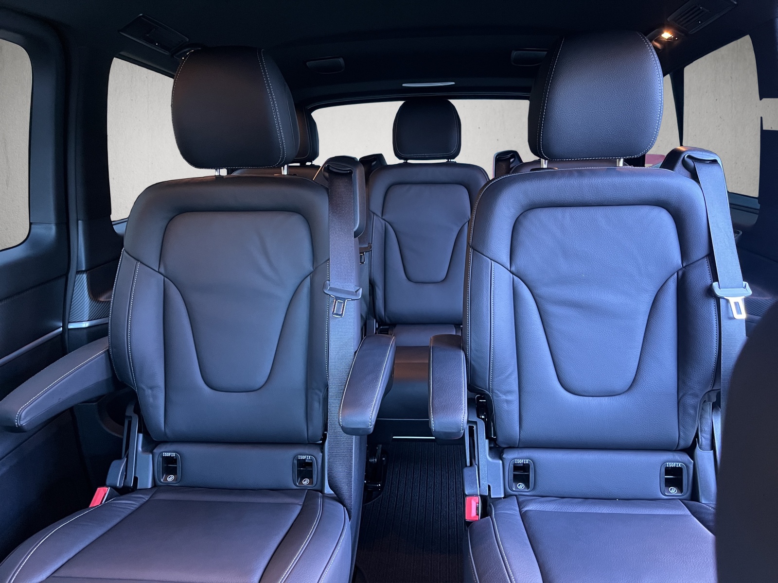 MERCEDES-BENZ V 300 lang 9G-Tronic-image-7