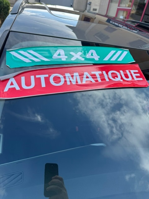 AUDI Q3 40 TFSI advanced quattro S-tronic-image-30