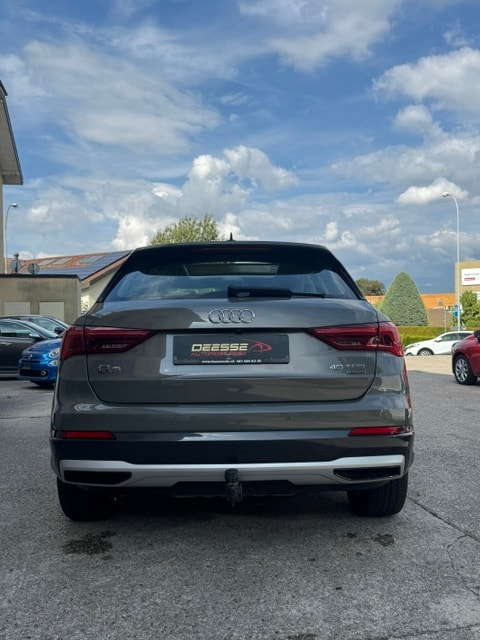 AUDI Q3 40 TFSI advanced quattro S-tronic-image-5