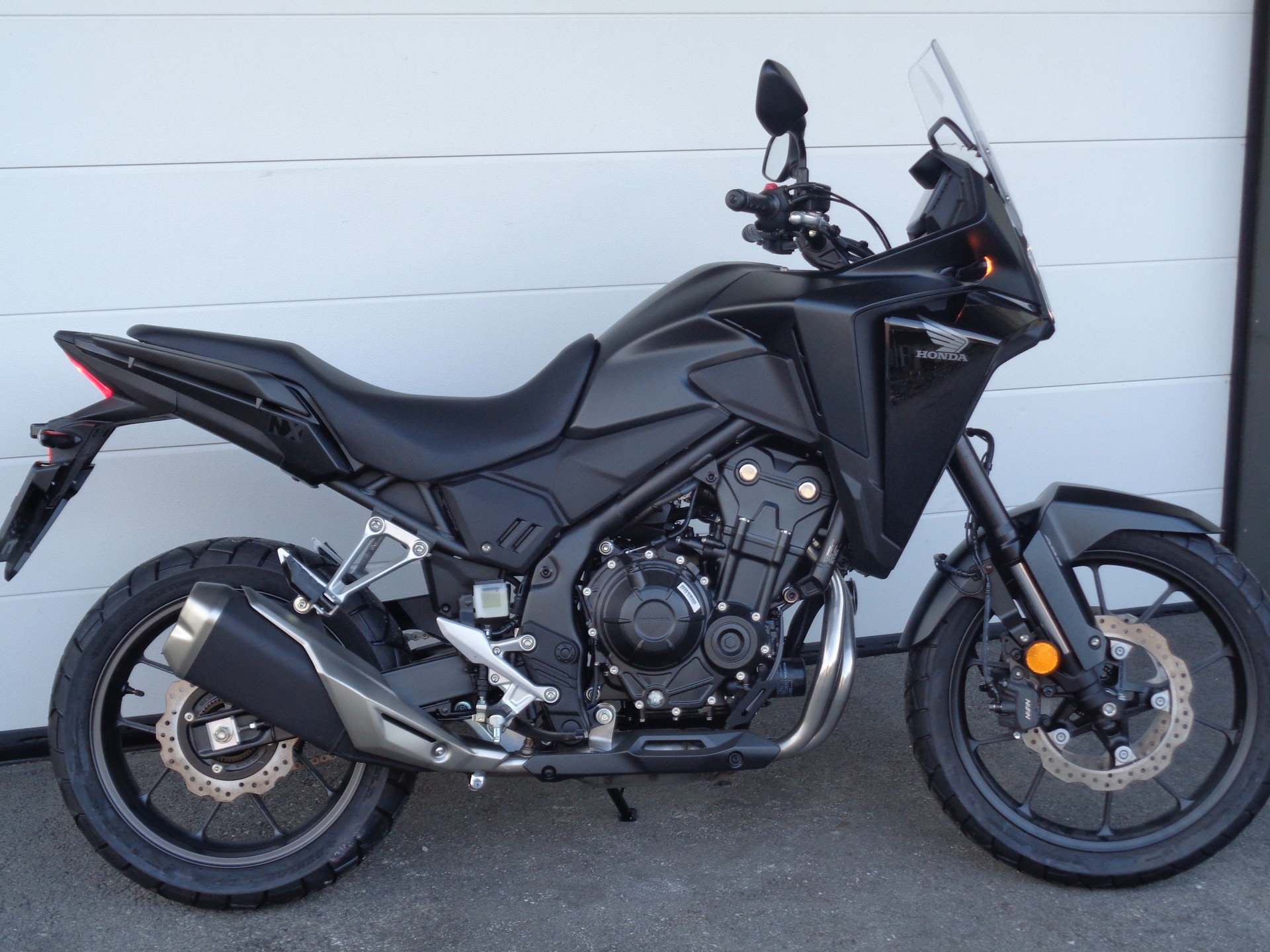 HONDA NX 500-showroom-element-2