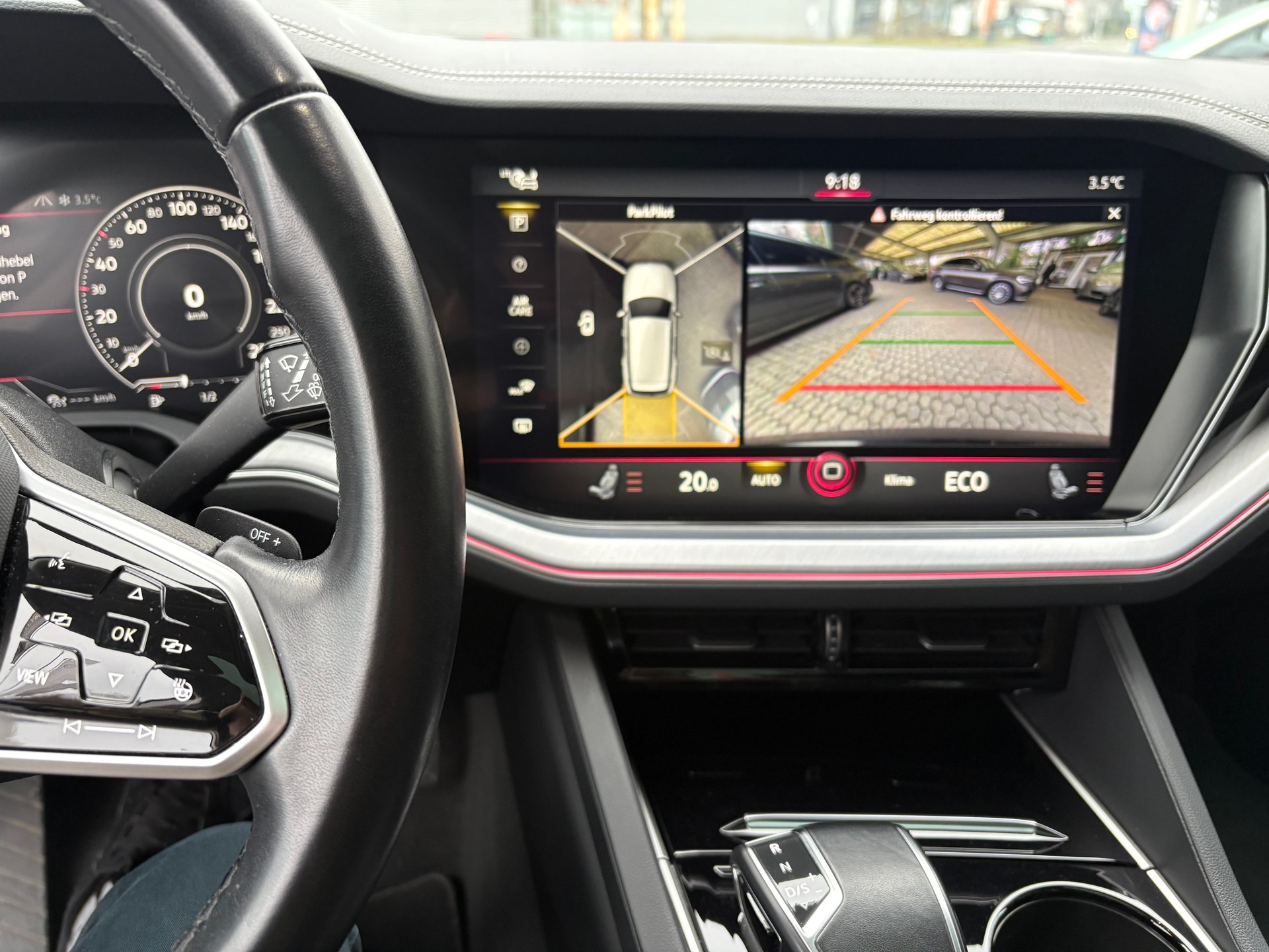 VW Touareg 3.0 TSI eHybrid Elegance Tiptronic-image-13