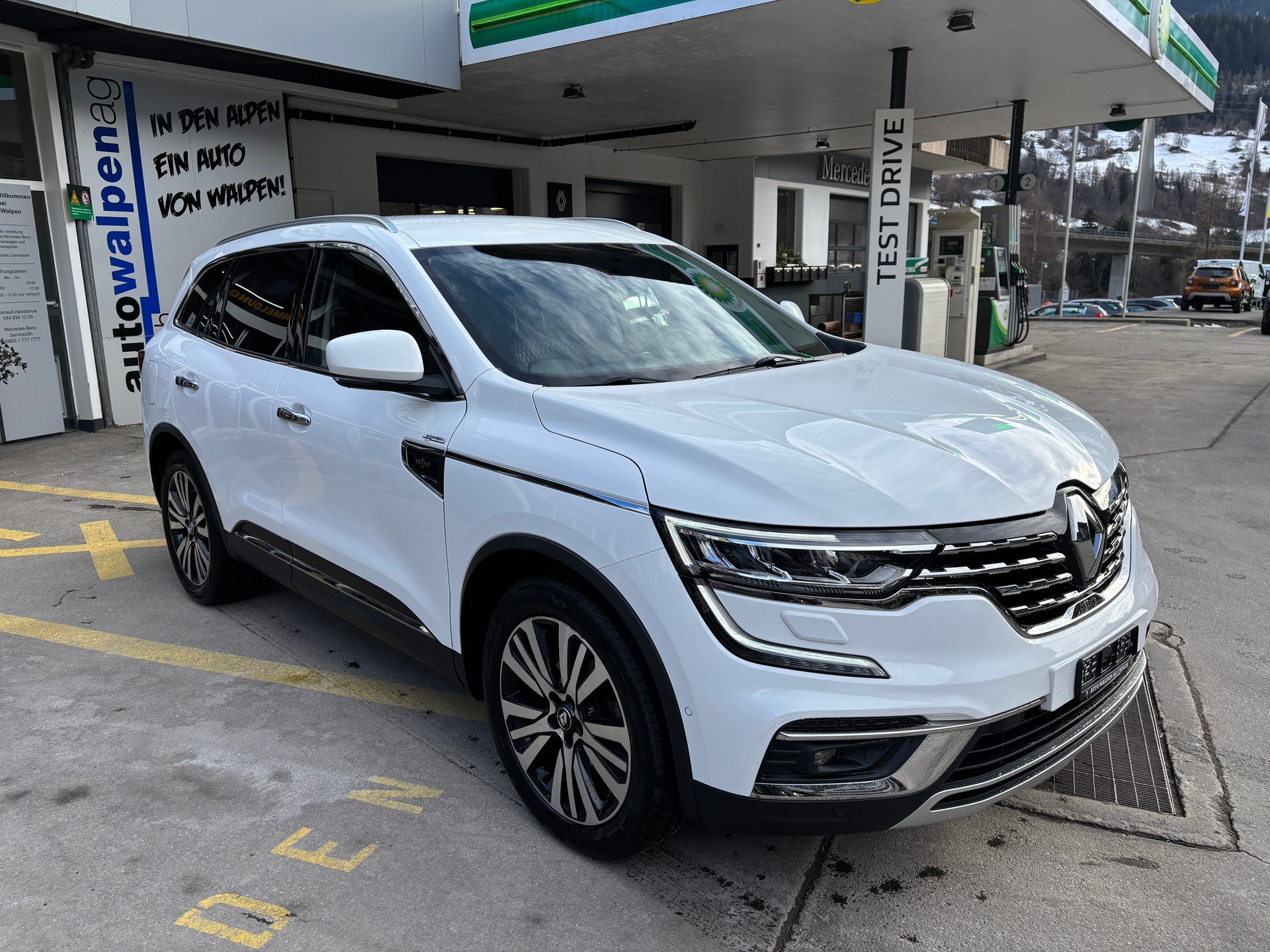 RENAULT Koleos 2.0 dCi Initiale Paris 4WD-showroom-element-1