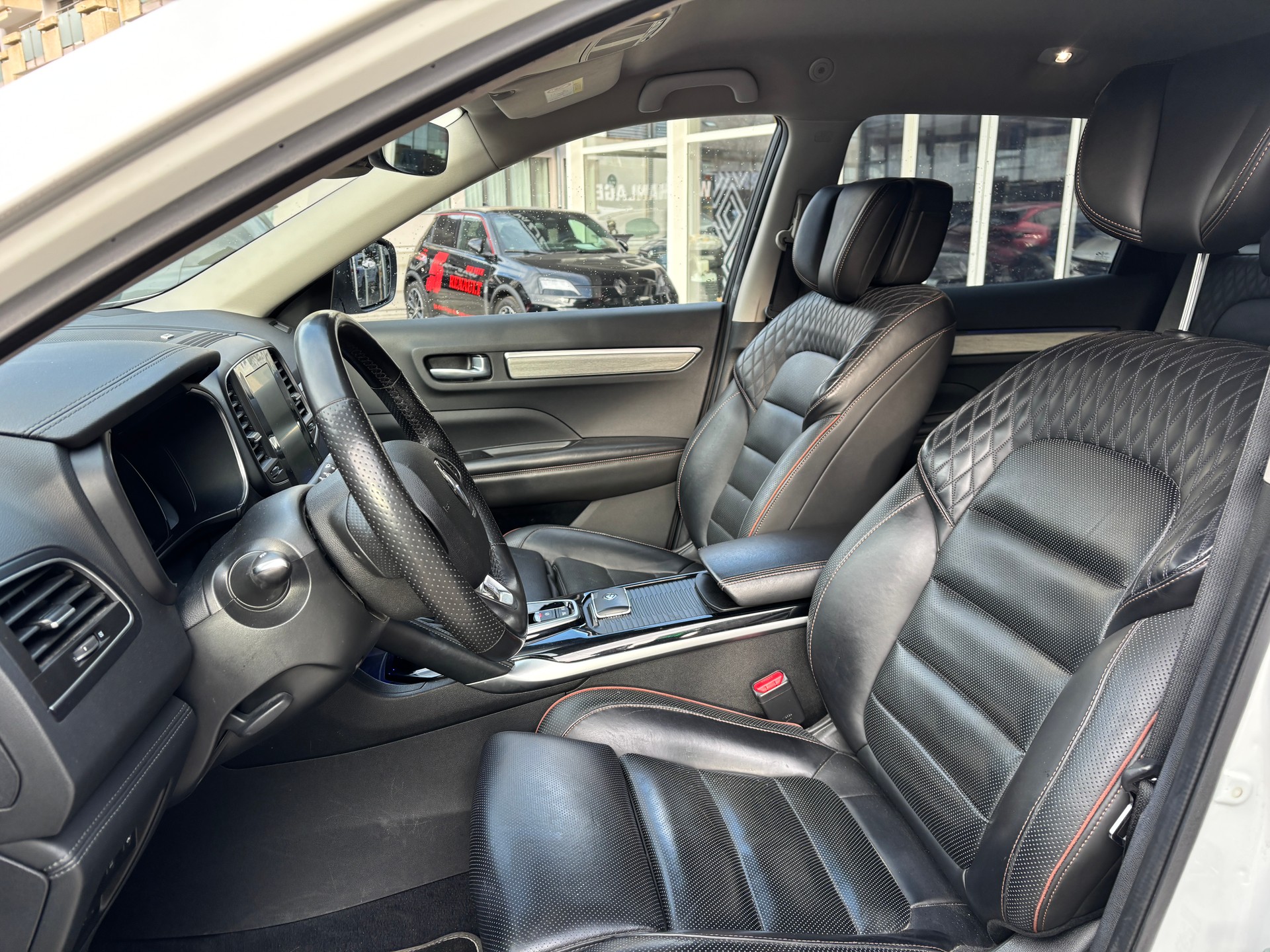 RENAULT Koleos 2.0 dCi Initiale Paris 4WD-image-5