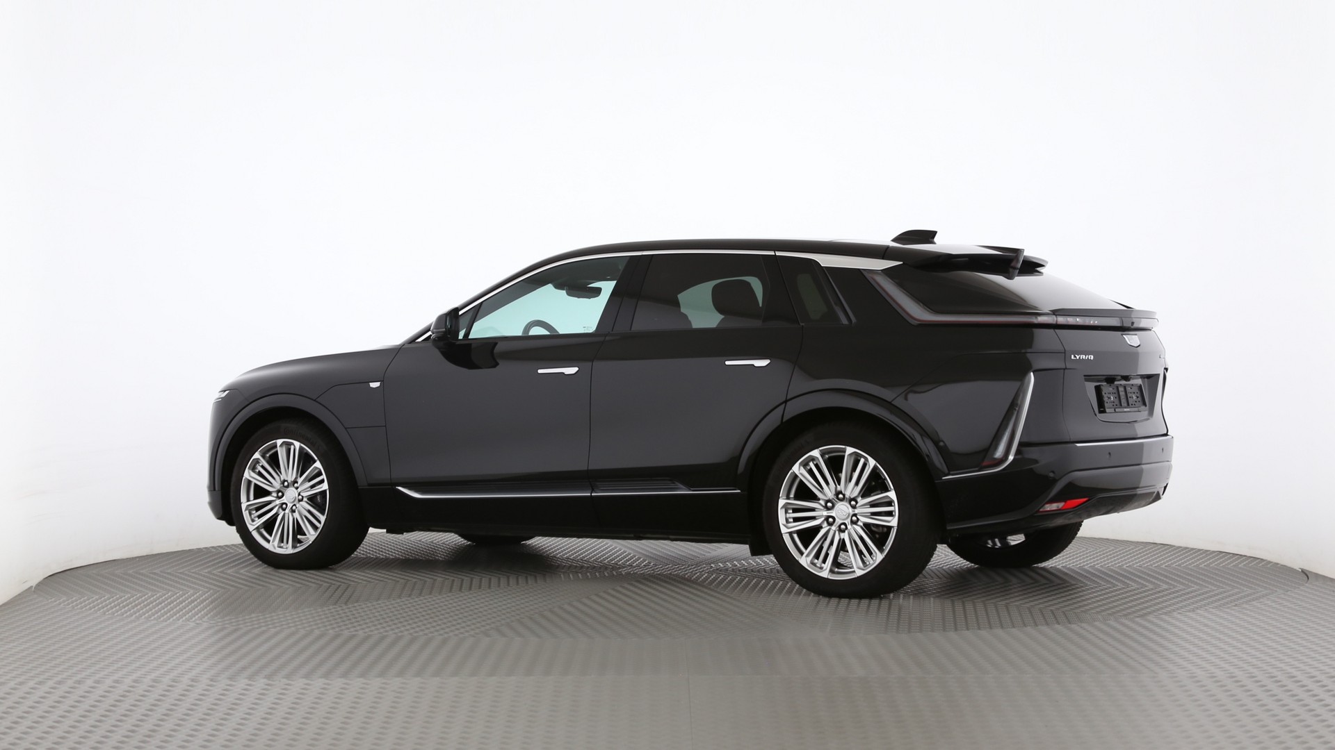 CADILLAC LYRIQ Luxury 102 kWh AWD-image-16
