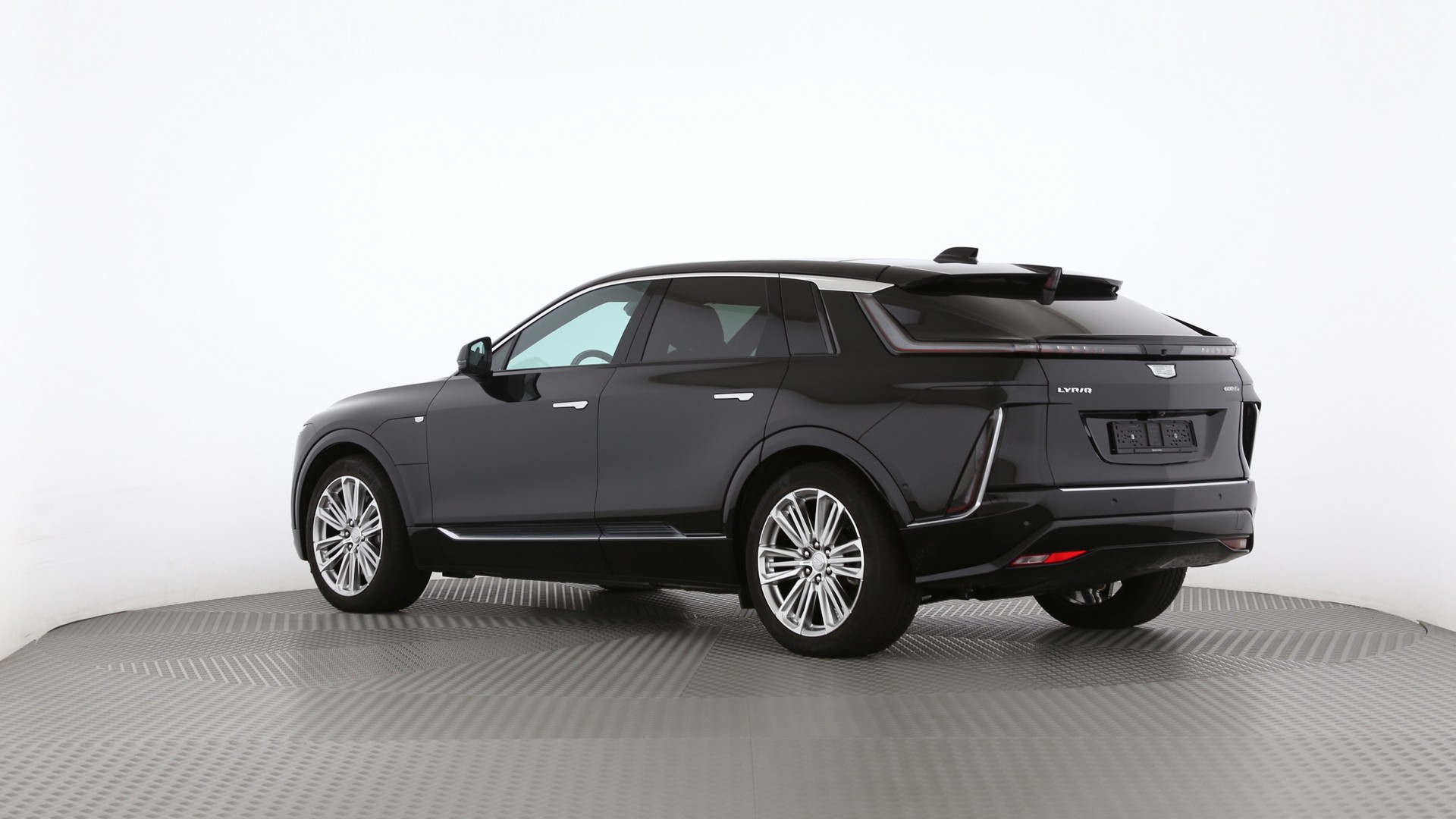 CADILLAC LYRIQ Luxury 102 kWh AWD-image-17