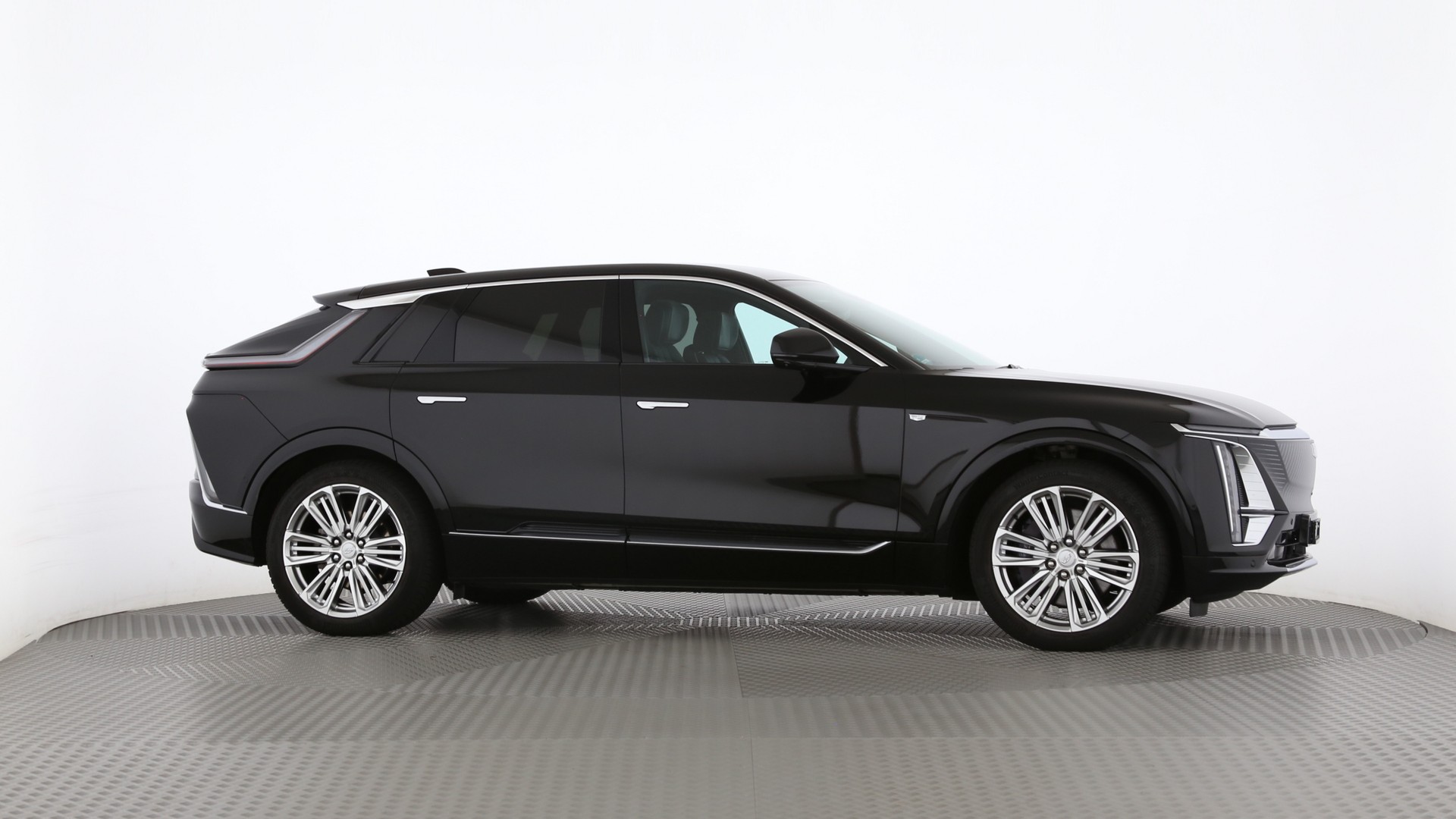 CADILLAC LYRIQ Luxury 102 kWh AWD-image-27