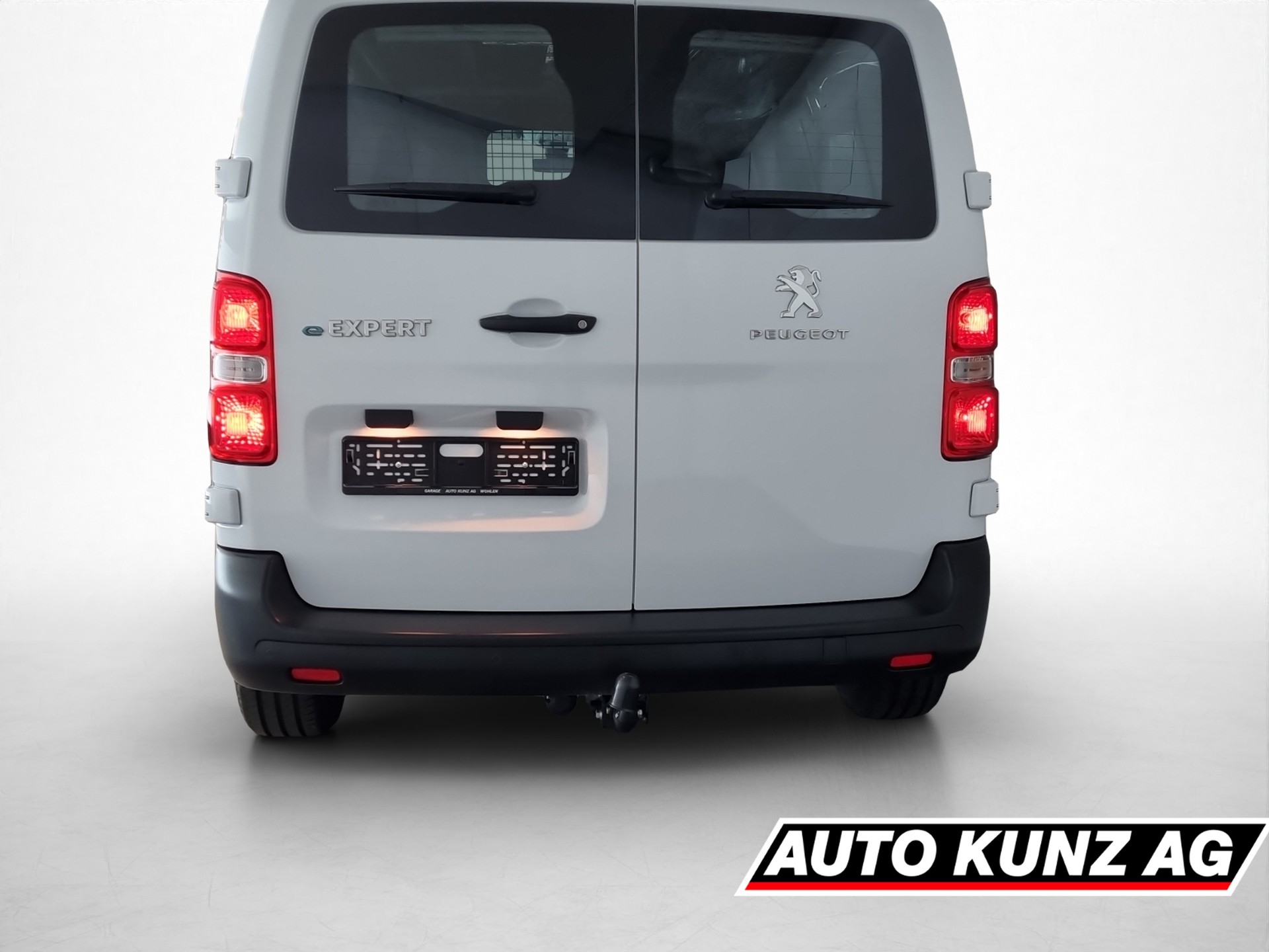PEUGEOT e-Expert Premium 50 KWh Standard L2 AHK Glastüren-image-4