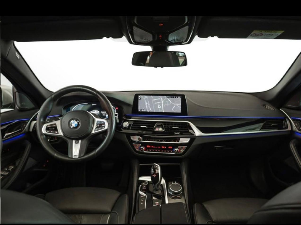 BMW 530e xDrive Steptronic-image-7