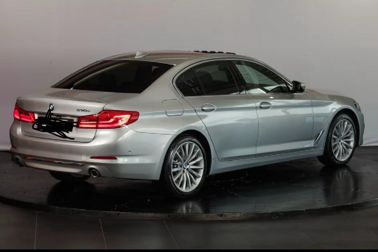BMW 530e xDrive Steptronic-image-4