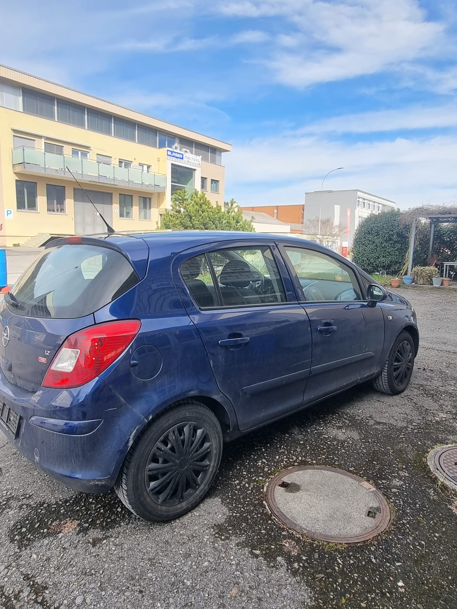 OPEL Corsa 1.2 TP Enjoy-image-4