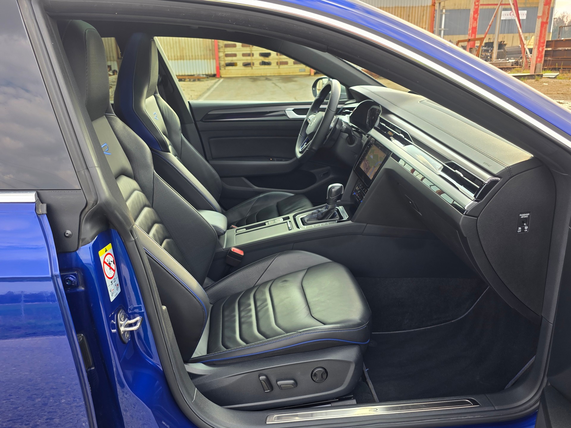 VW Arteon SB 2.0 TSI R 4Motion DSG / Neu ab Mfk.-image-9