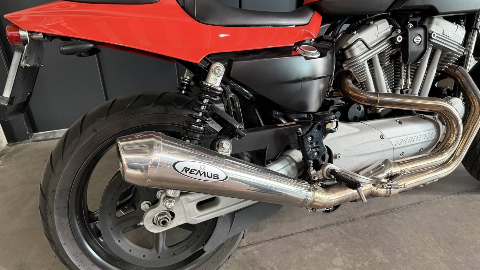 HARLEY-DAVIDSON XR 1200 Sportster-image-1