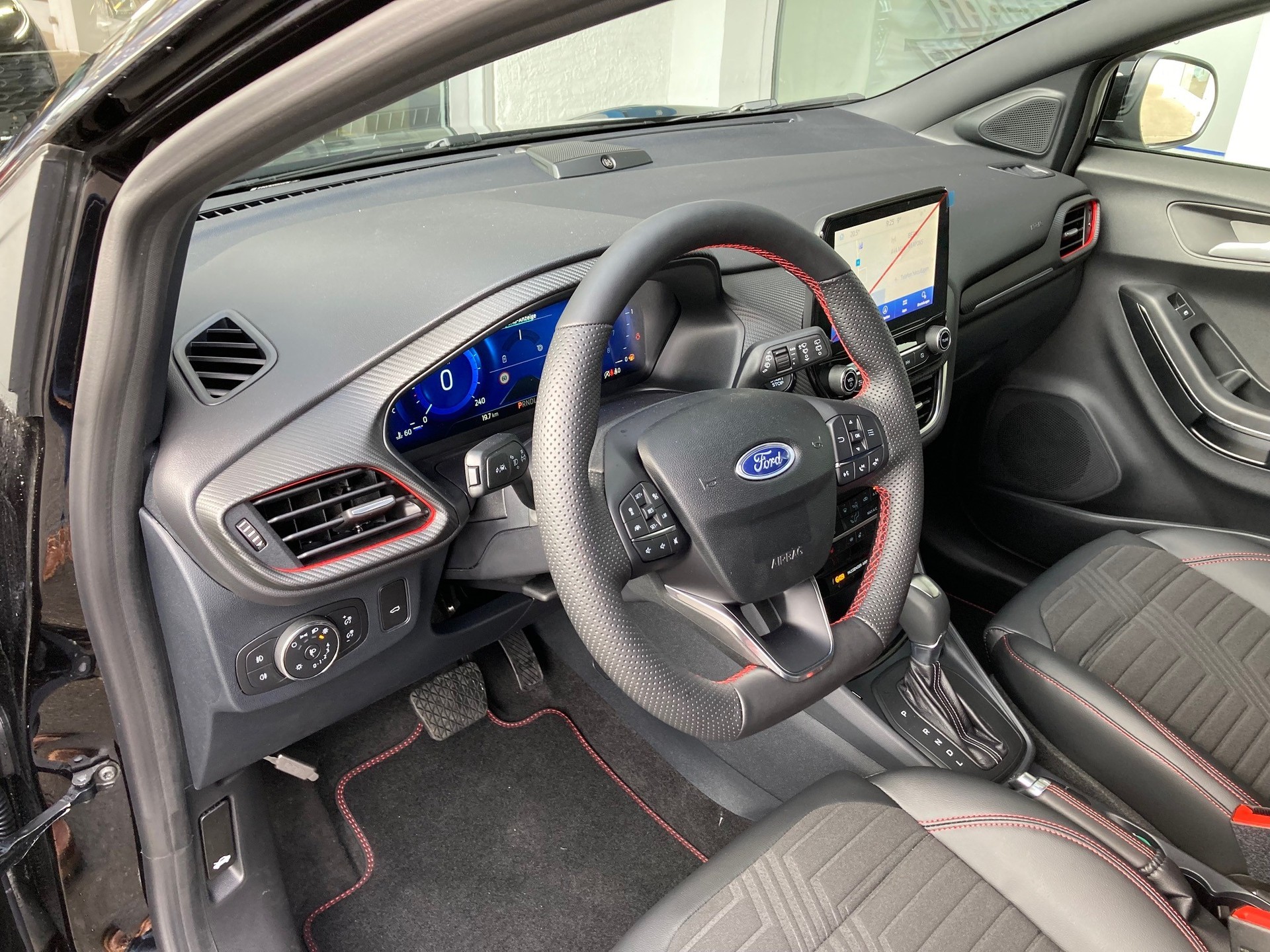 FORD Puma 1.0 MHEV ST-Line X Automat-image-11